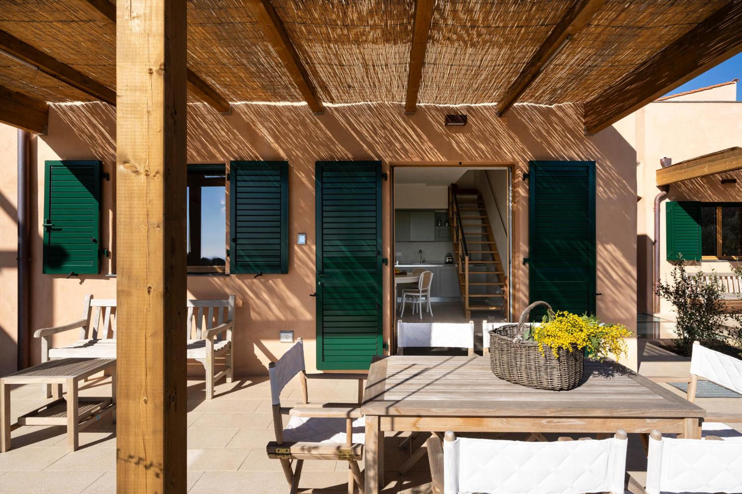 Borgo Isasco view 2