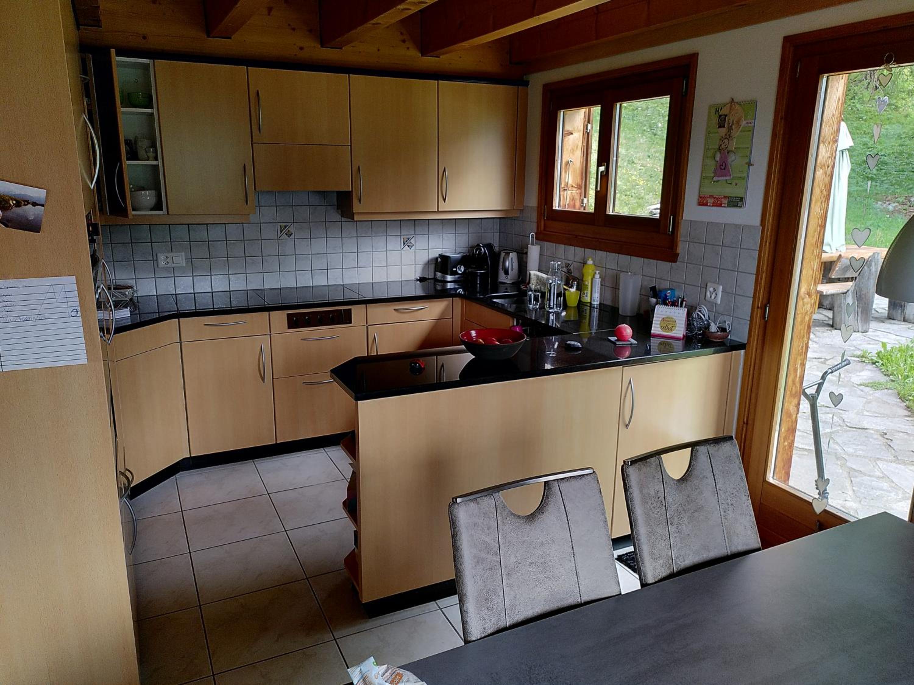 Photo 8