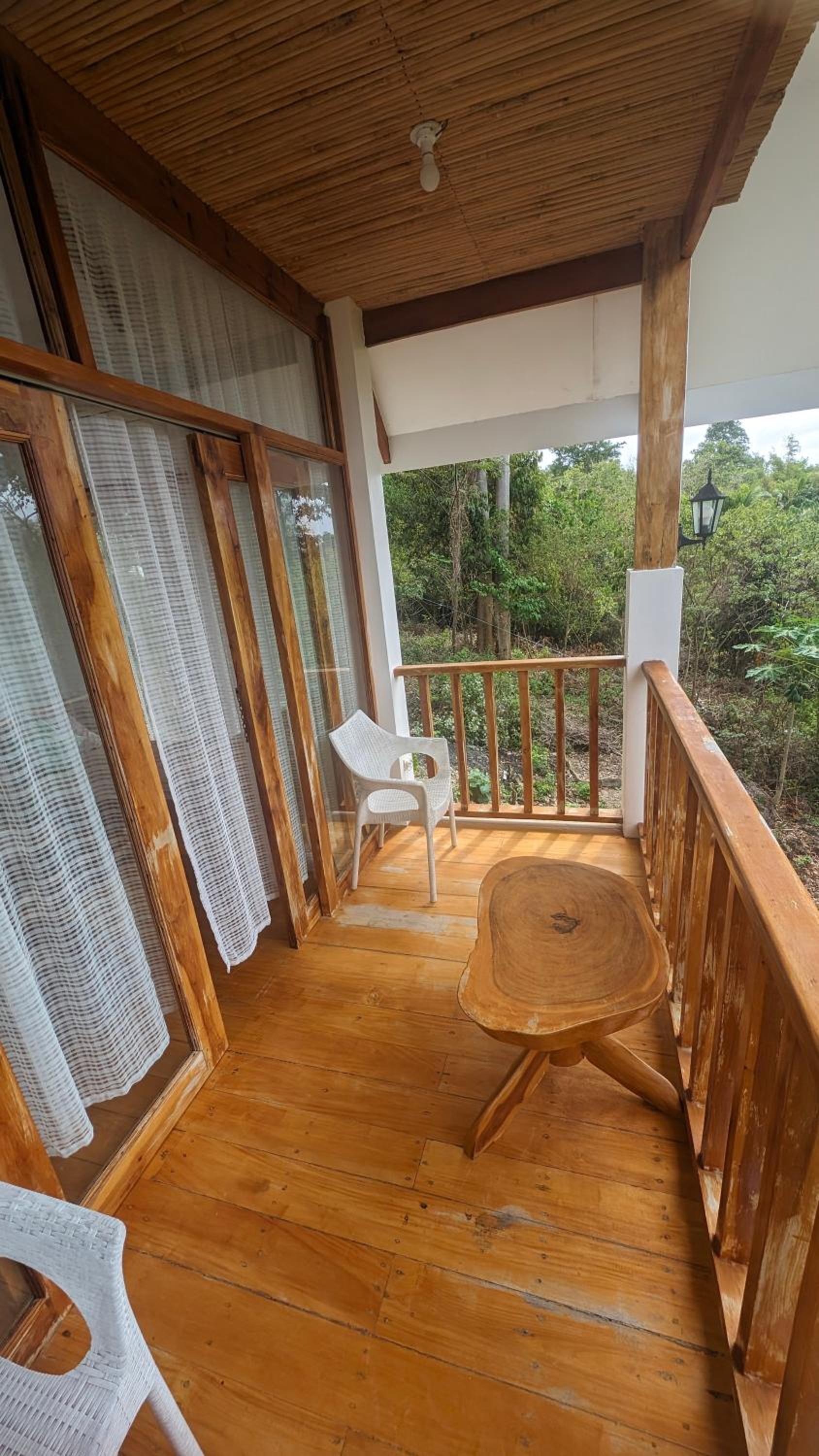 MHARI Bungalows and Rooms