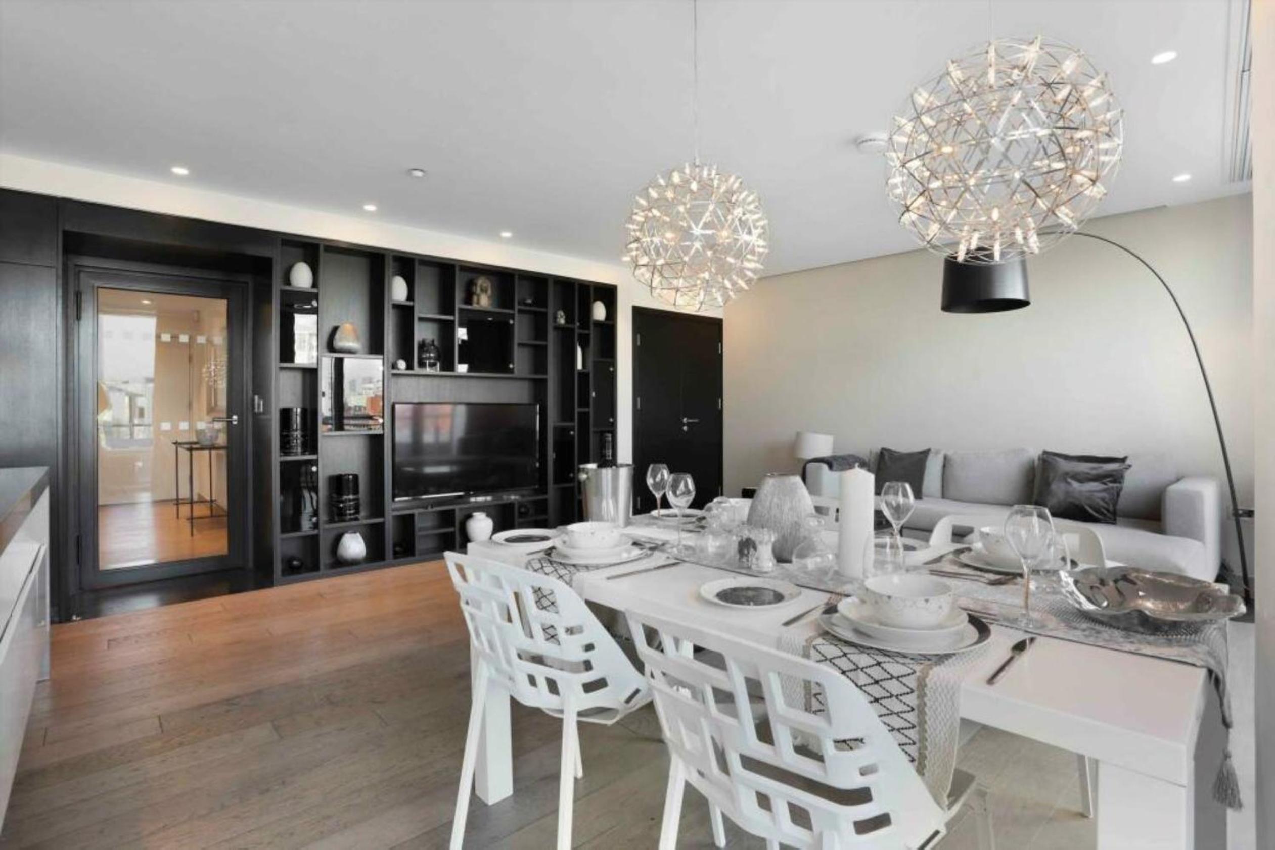 Piccadilly Circus Large 2 Bed 2 Bath Designer Flat