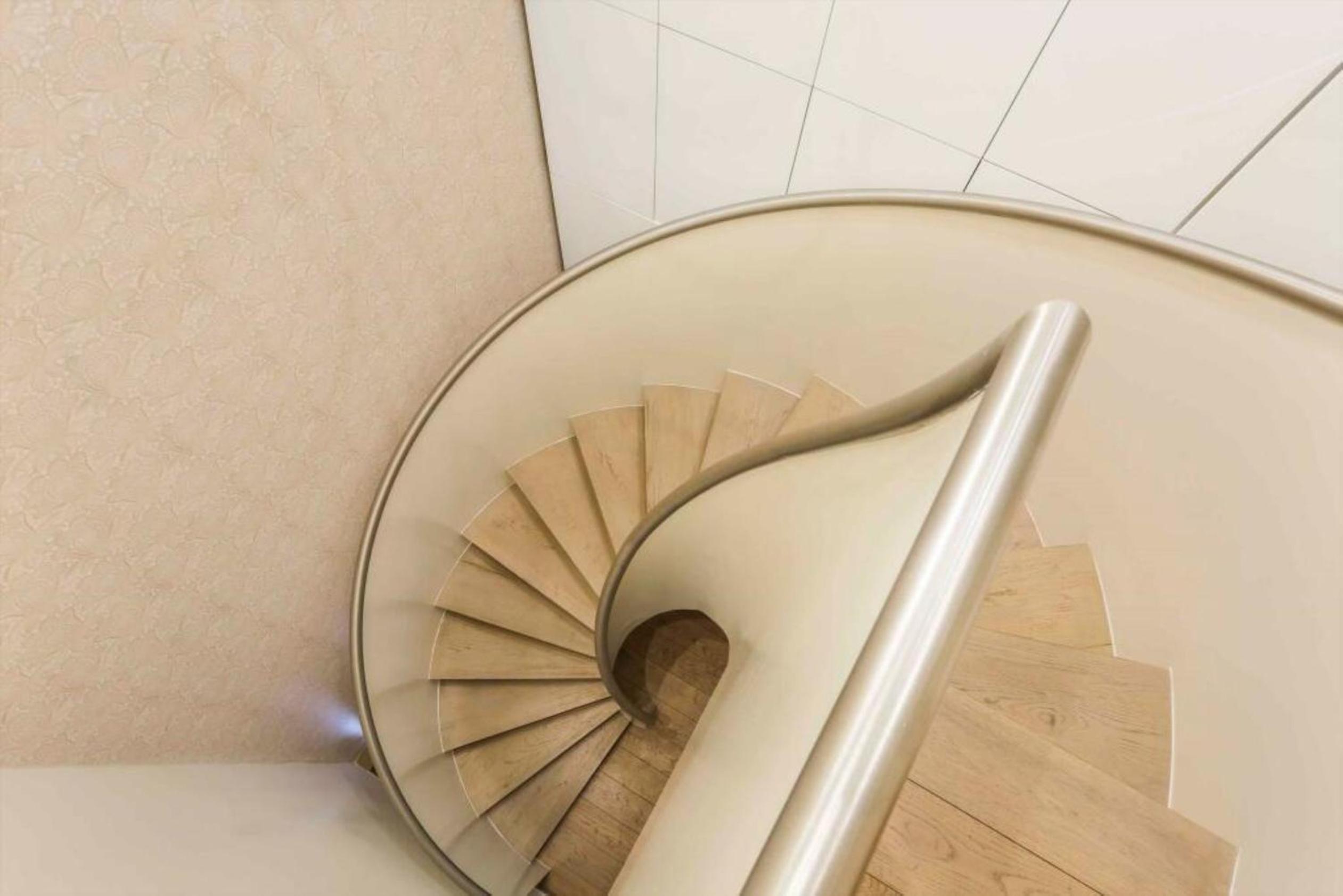 Piccadilly Circus Large 2 Bed 2 Bath Designer Flat