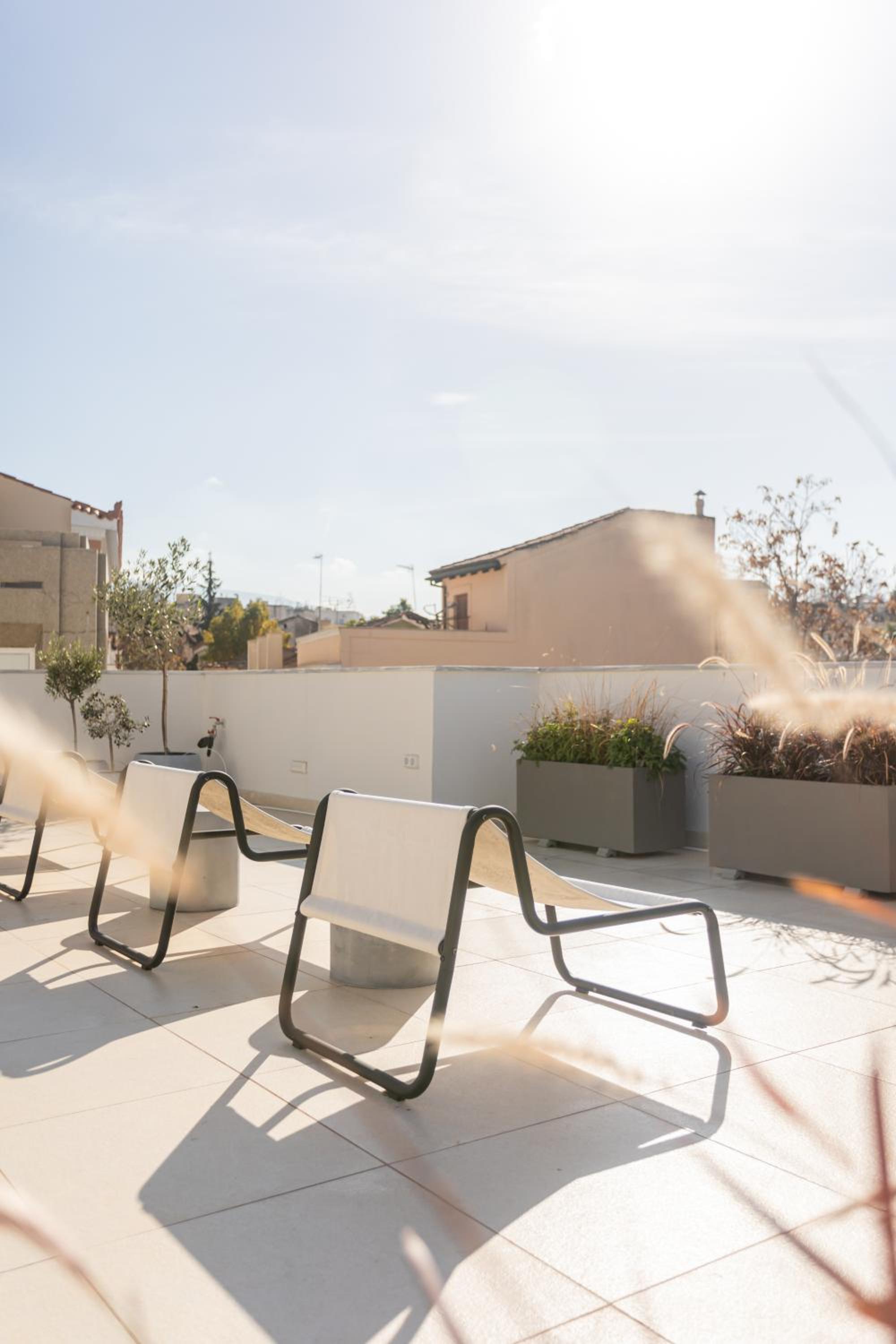 Elysian Apartments in Plaka by UPSTREET