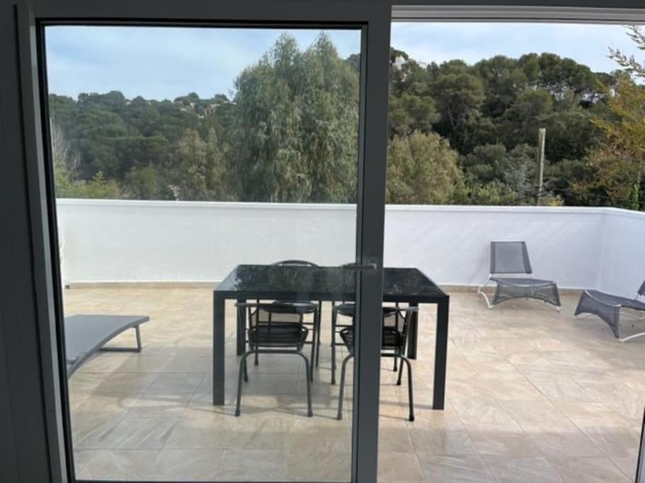 T2 climatisé + parking 500 m plage/centre ville view 3