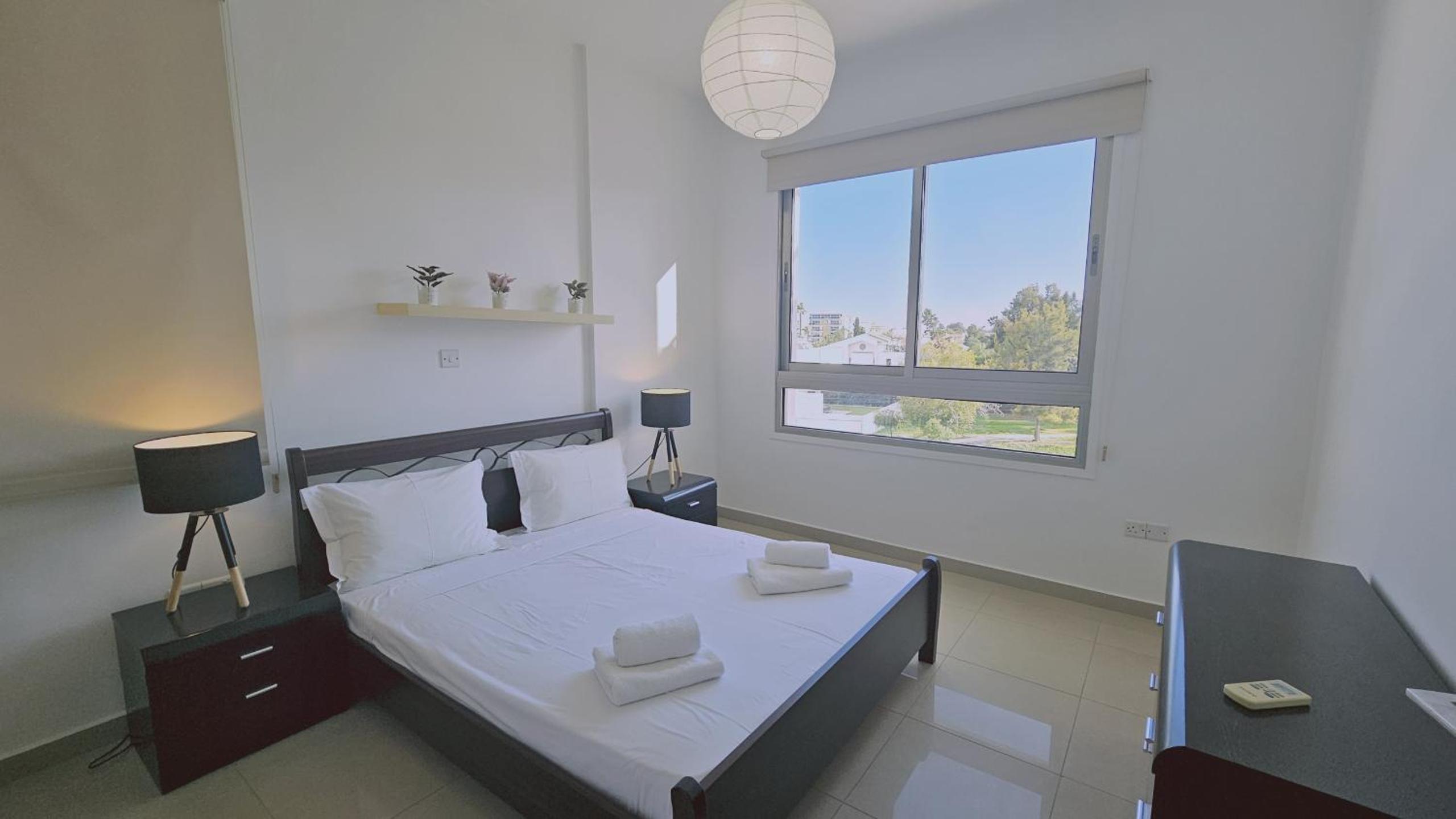 STAY White Petals Apartment