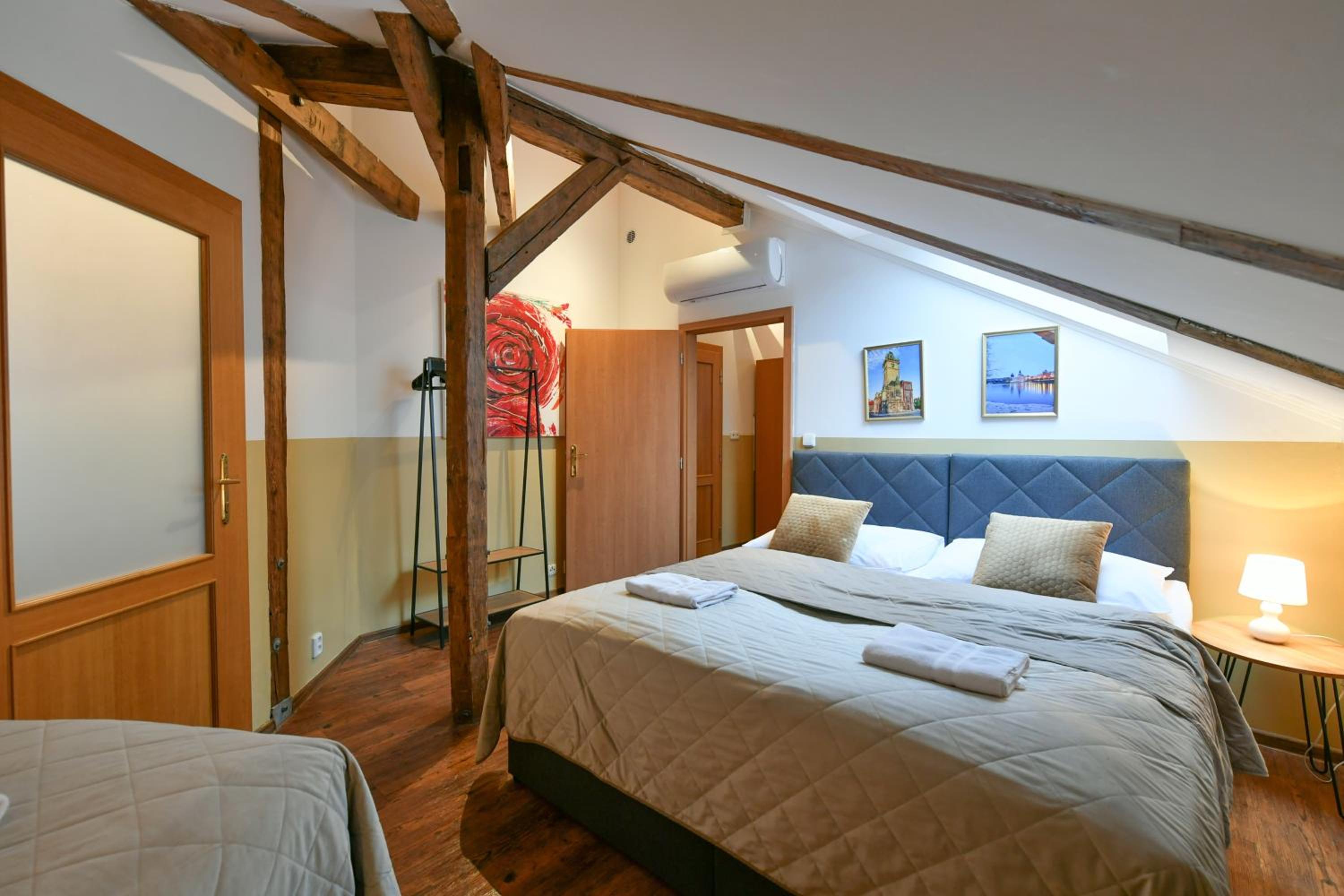 Amazing Charles Bridge Apartment