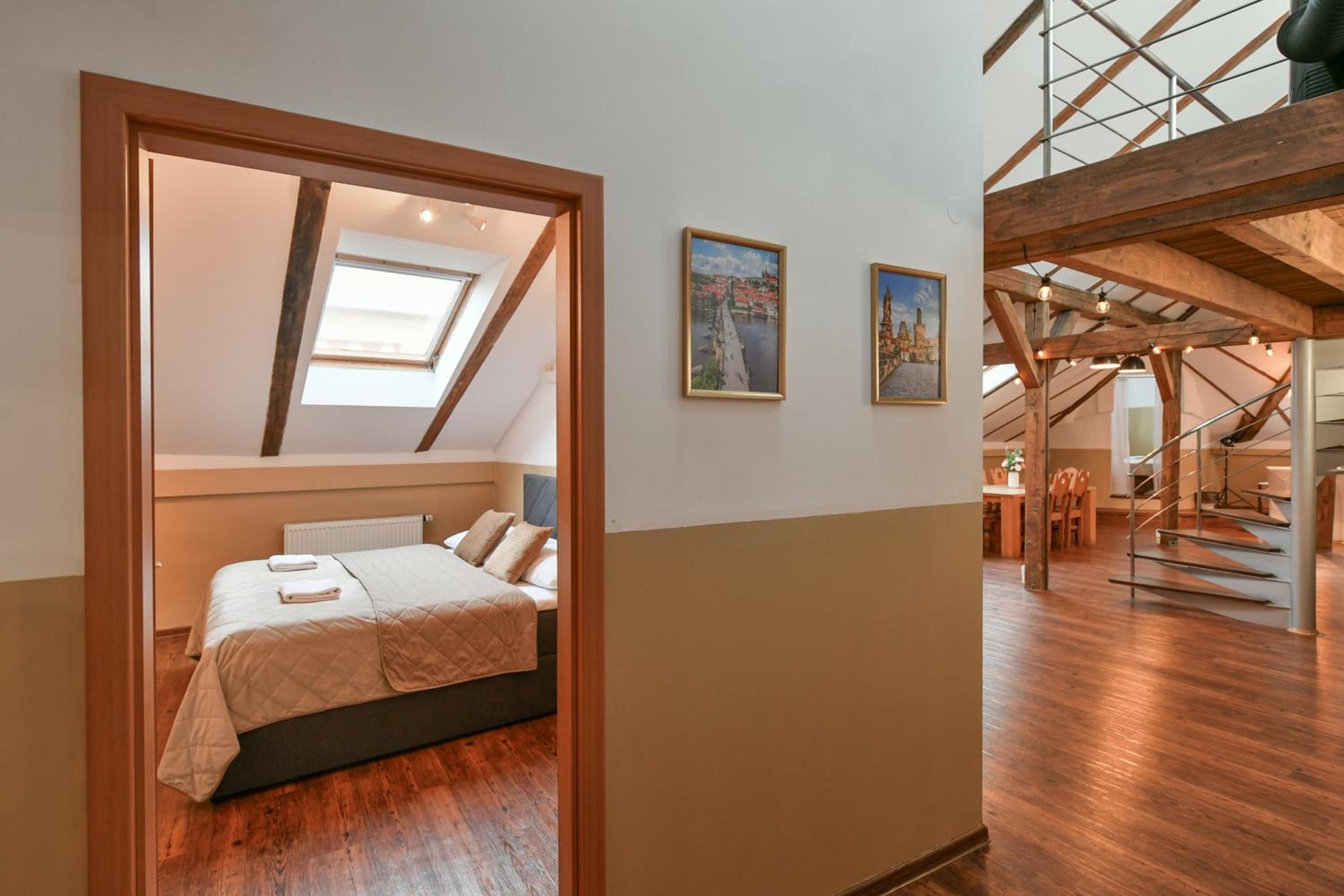 Amazing Charles Bridge Apartment