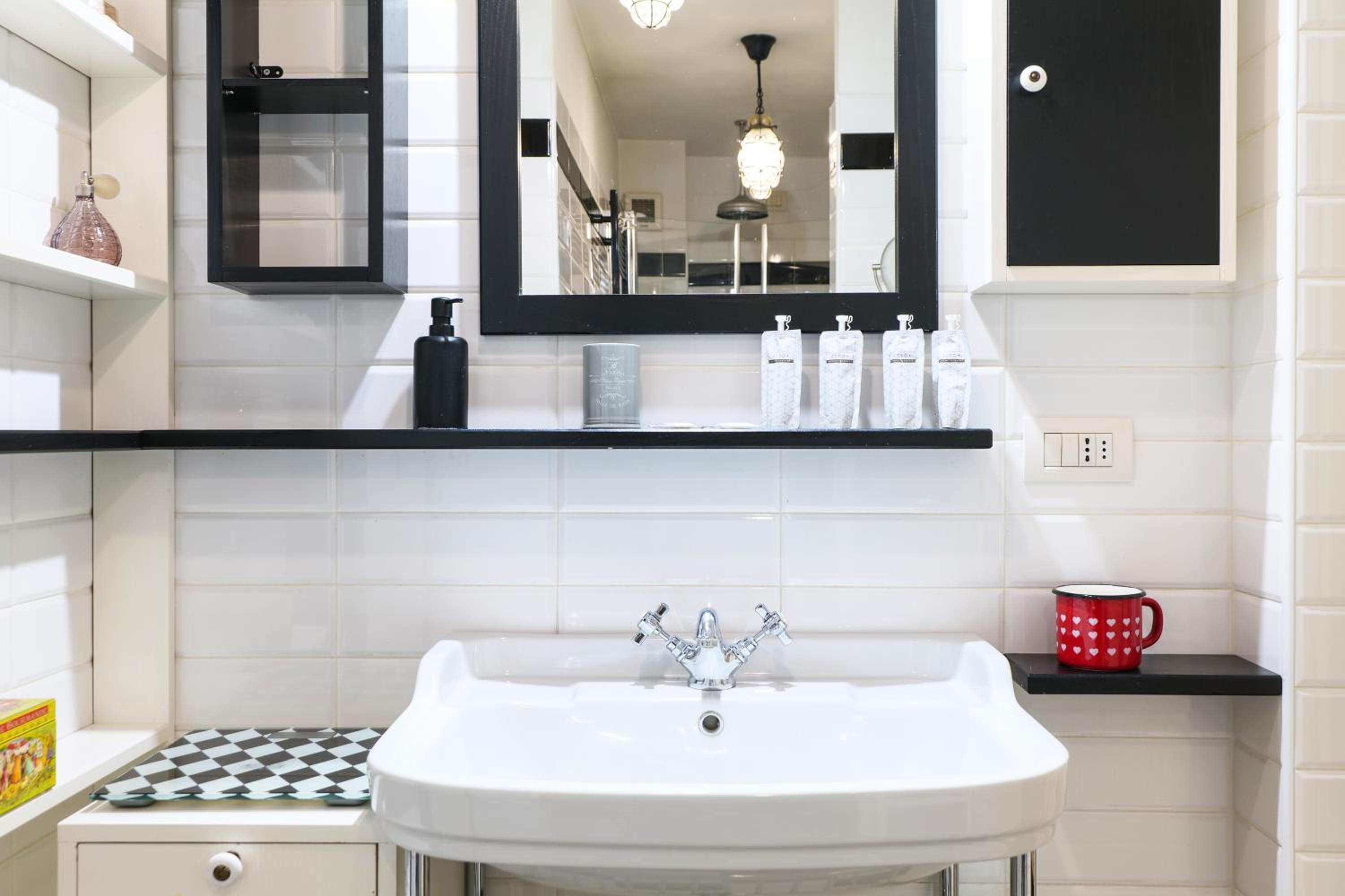 A nest for design lovers in Milano Navigli