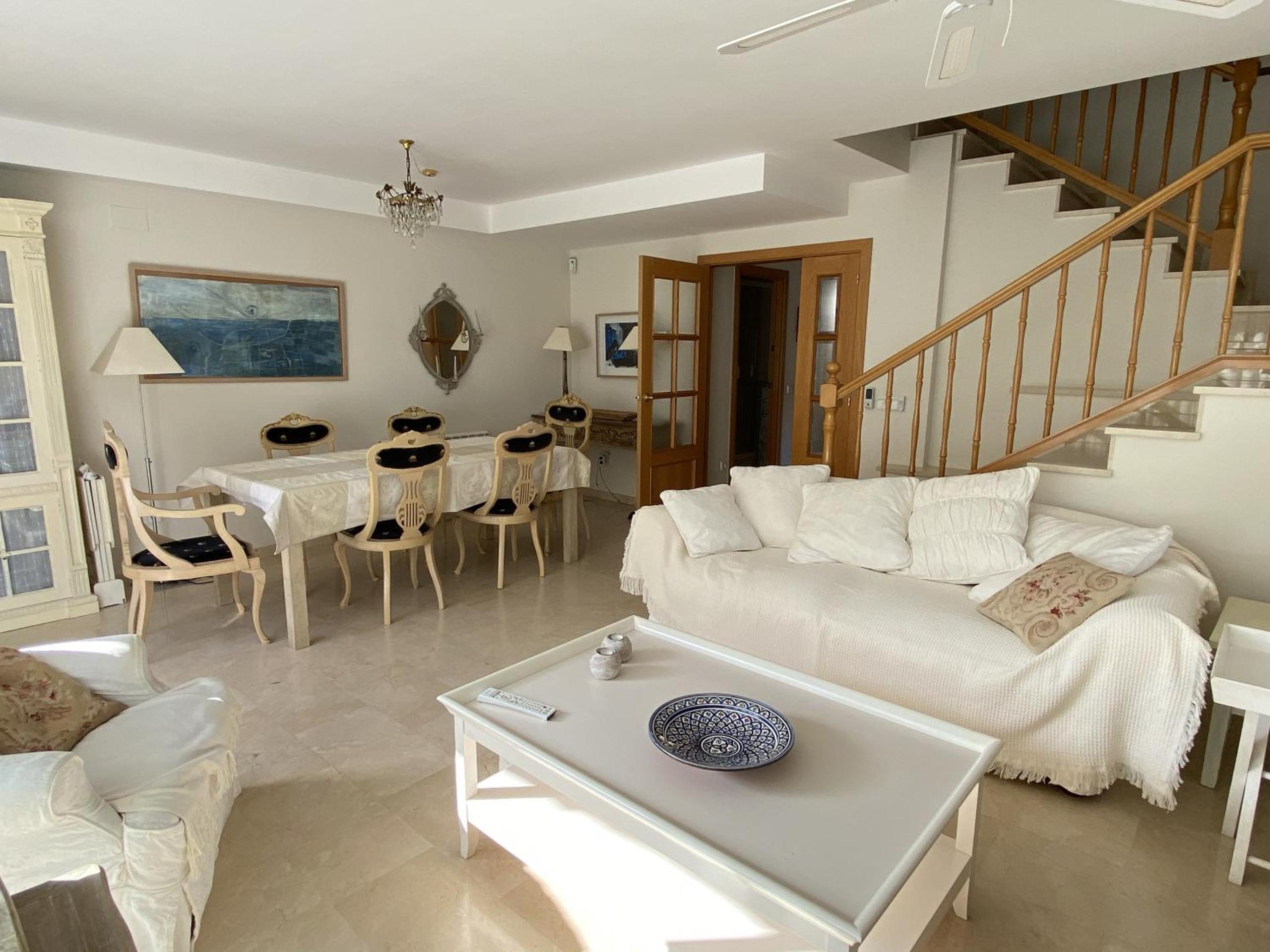 TarracoHomes-TH138 Townhouse Altafulla cerca del Castillo