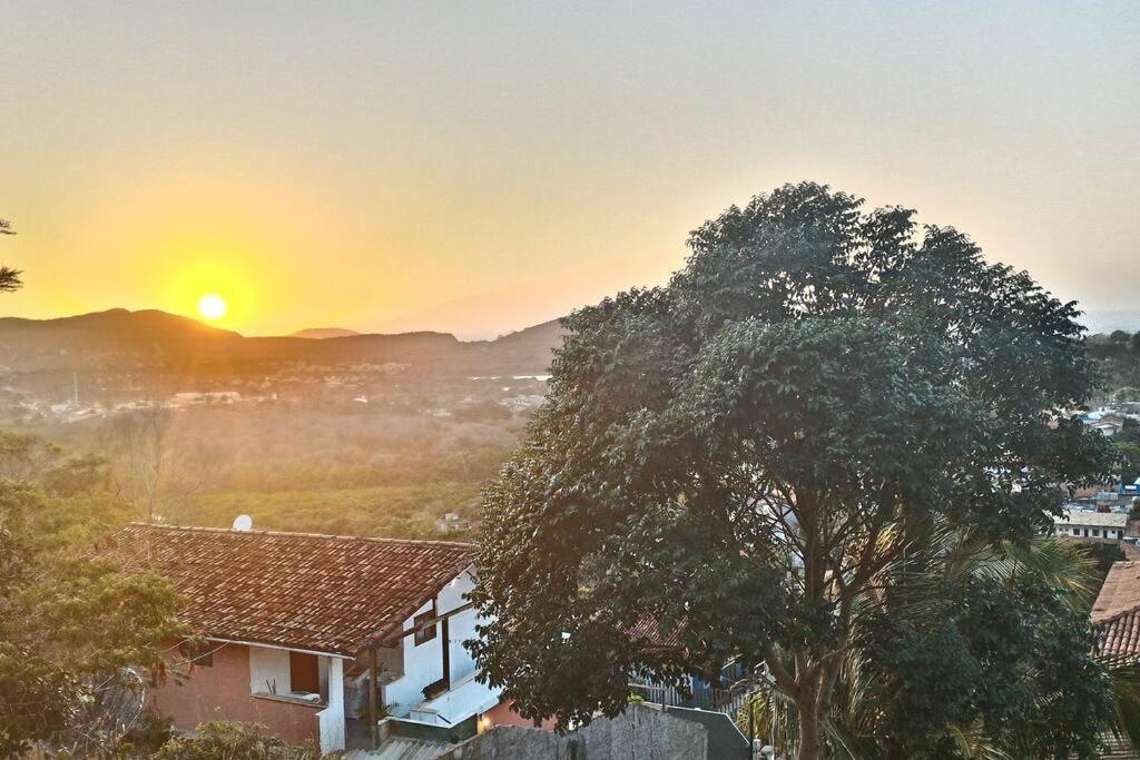 MARAVILHOSA CASA EM BÚZIOS AO LADO DO CENTRO
