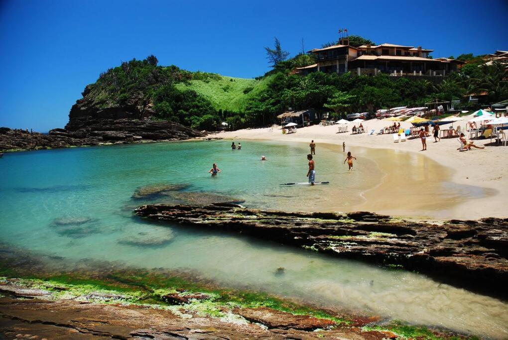 MARAVILHOSA CASA EM BÚZIOS AO LADO DO CENTRO