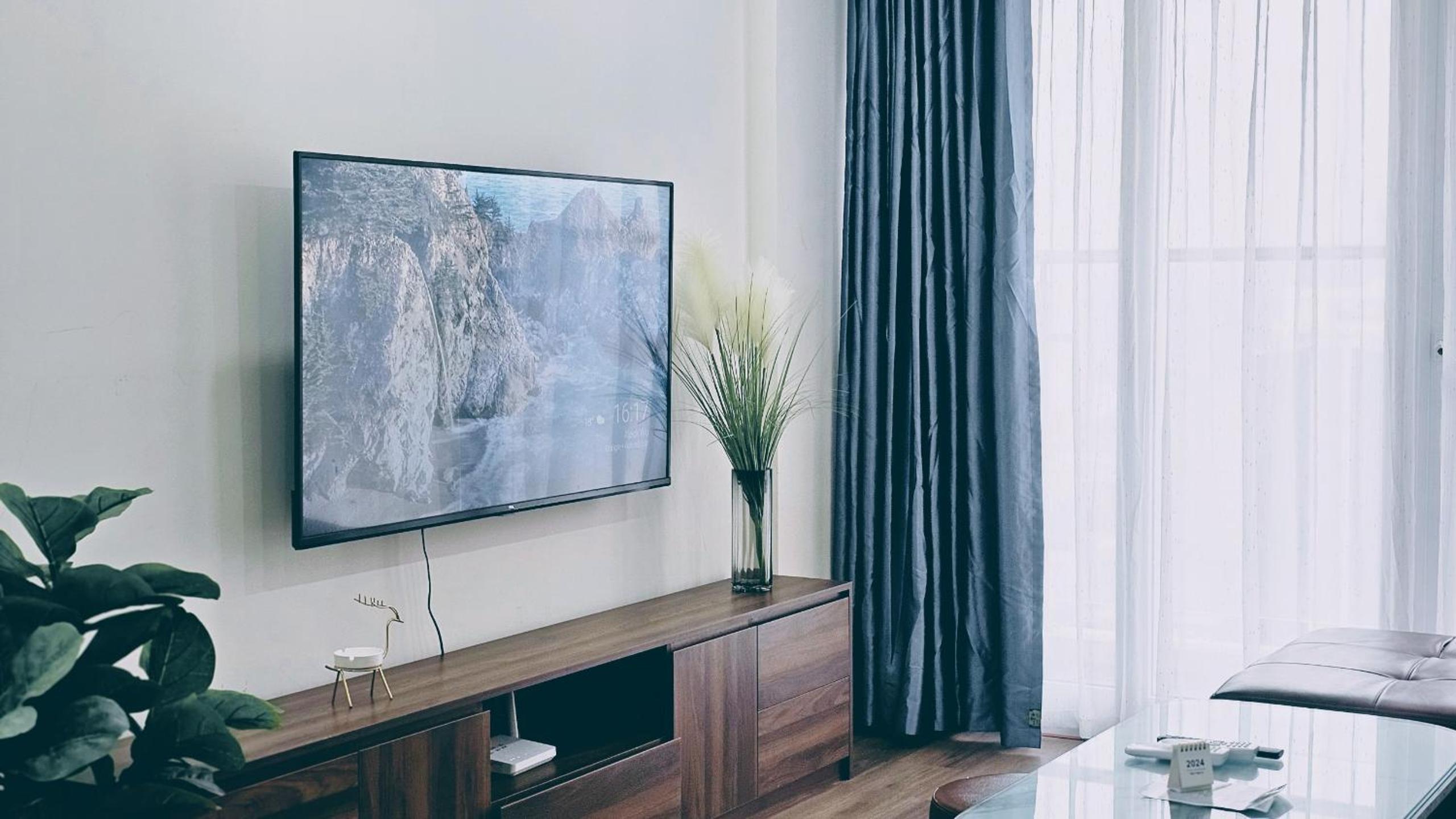 Newlife Tower- by Greenbay Premium homestay Hạ Long Bay view 5