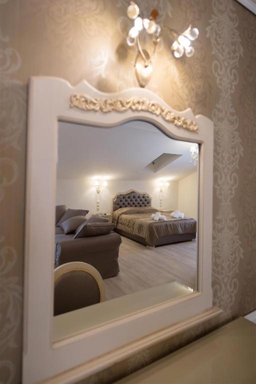 SUITES PIROFANI