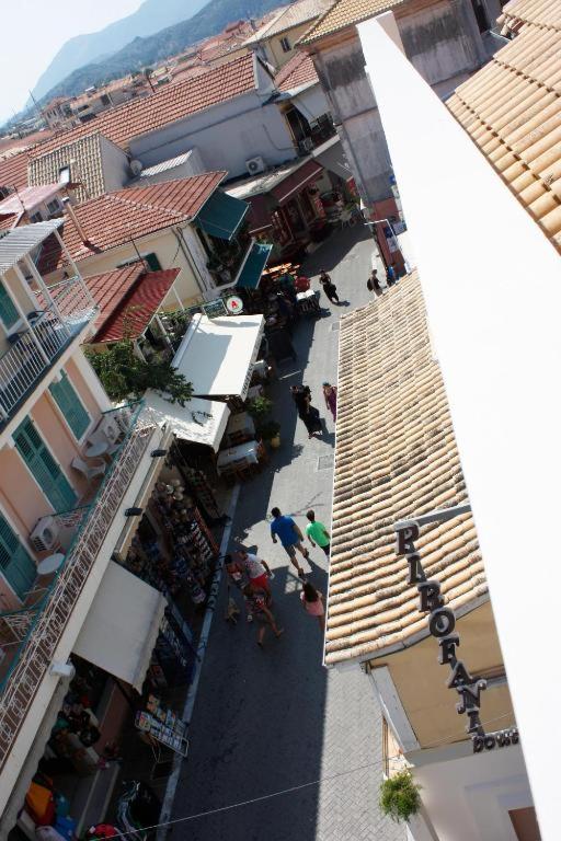 SUITES PIROFANI