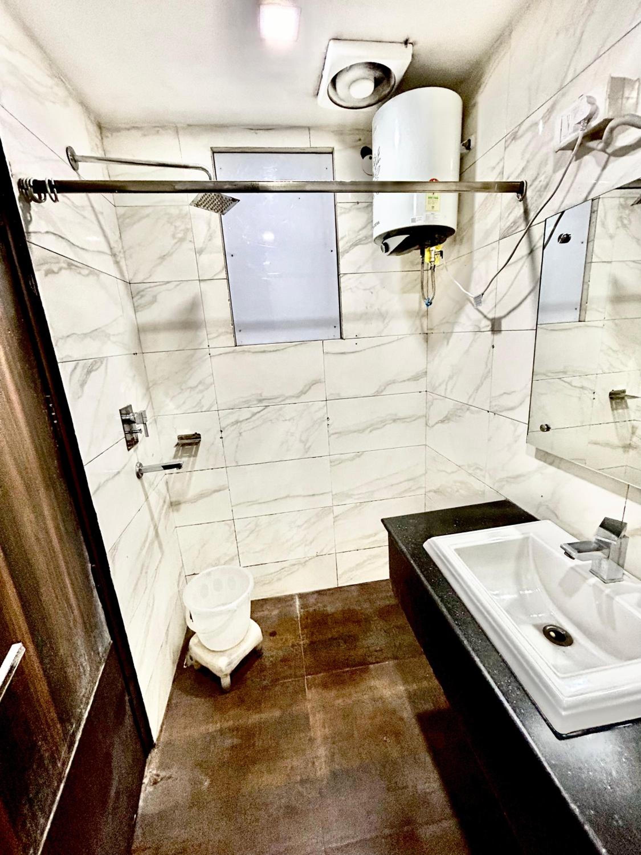 Siam Hotel Karol Bagh Delhi
