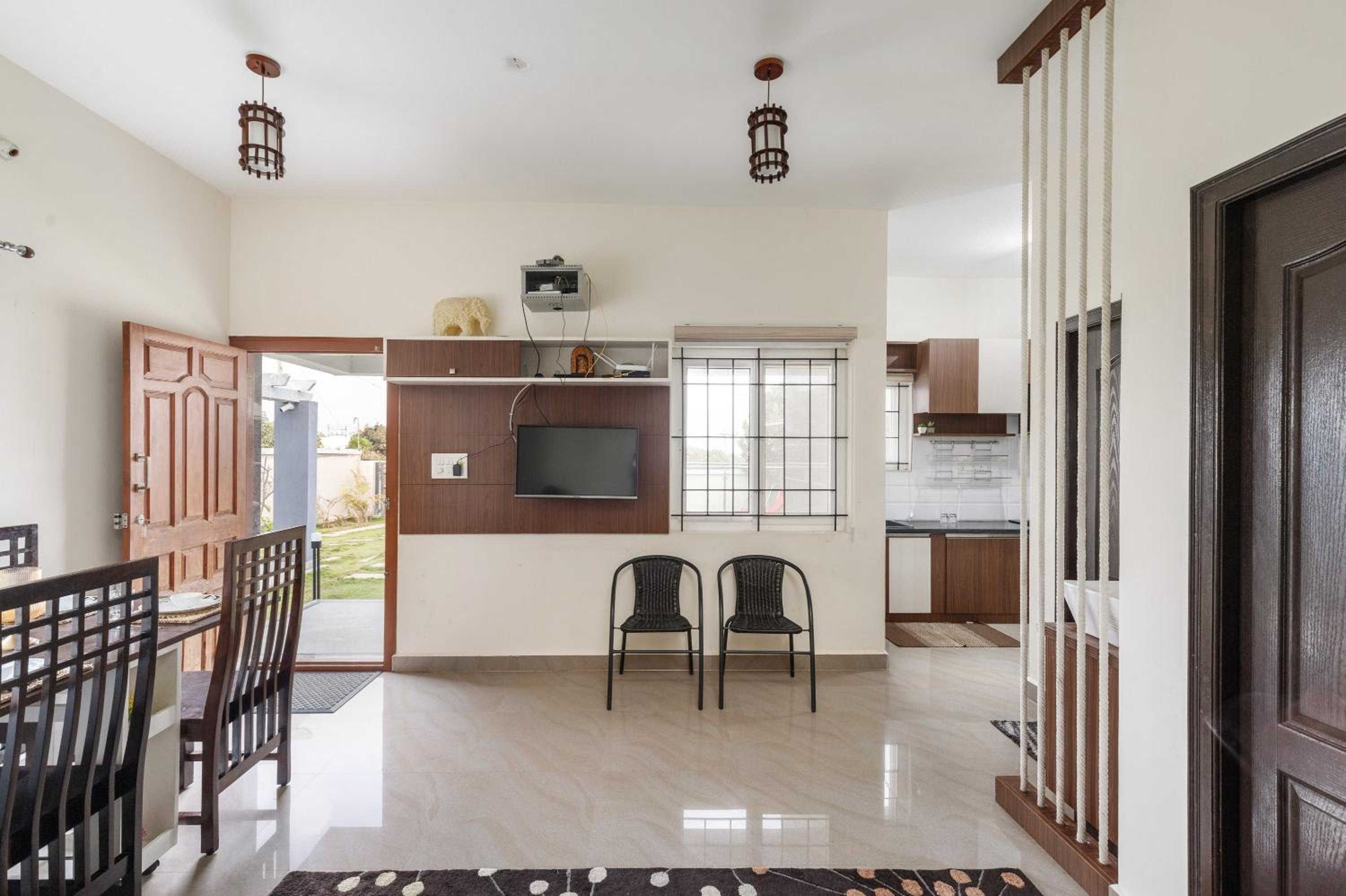 The JhilMil Paradise 6 BHK Villa 3 Pvt Pool Pvt lawn