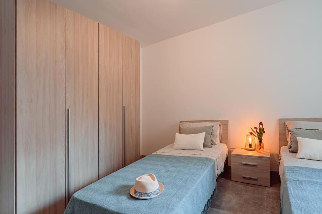 Amazing 2 Bed in Gzira Centre - Designer Finish view 2