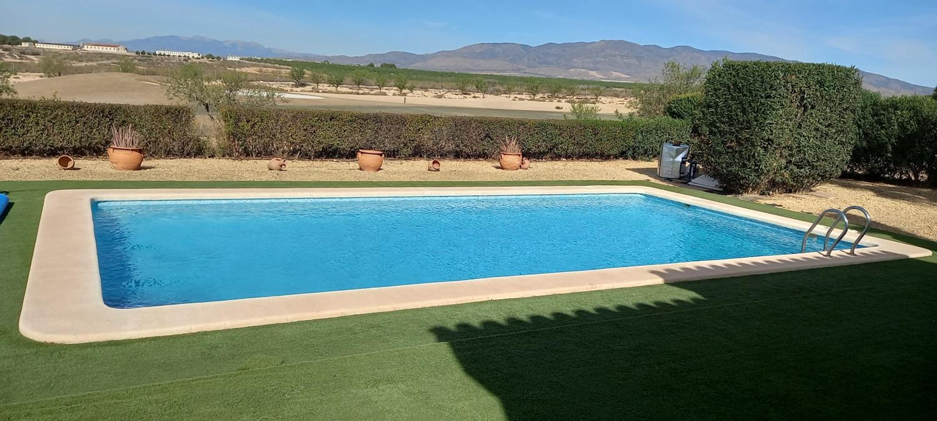 HL 005 Holiday Rentals 3 bedroom 2 bathroom villa view 3