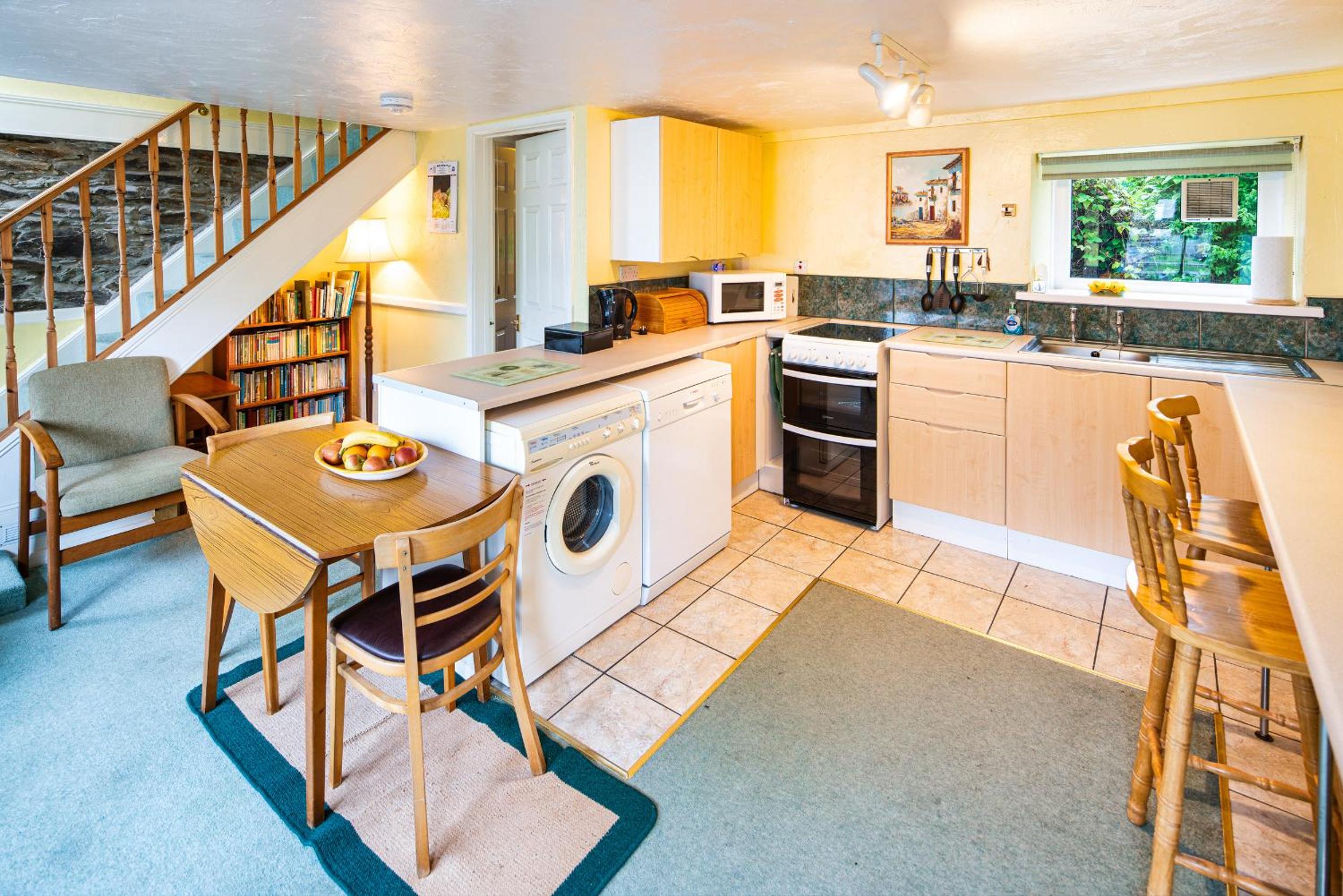 Lower Cottage Newcastle Emlyn