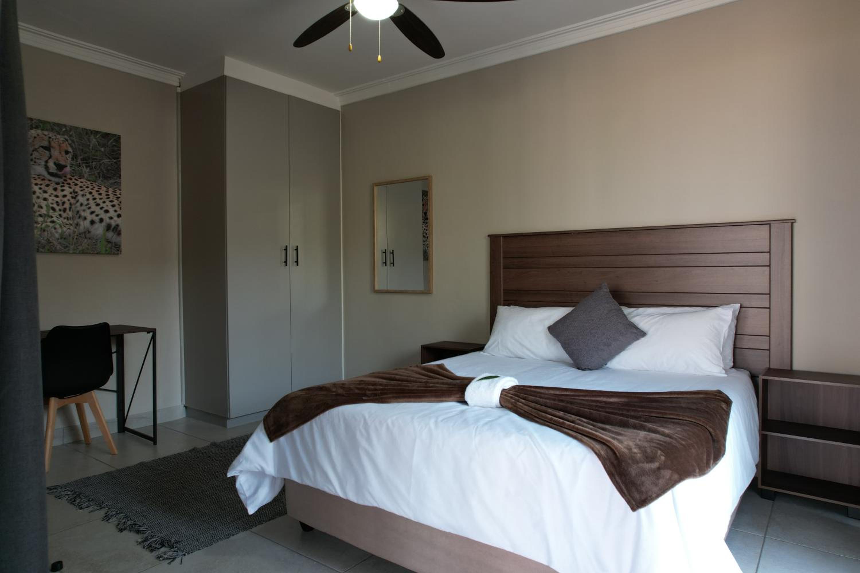 Tamboti Lodge - Zulweni Private Game Reserve view 4