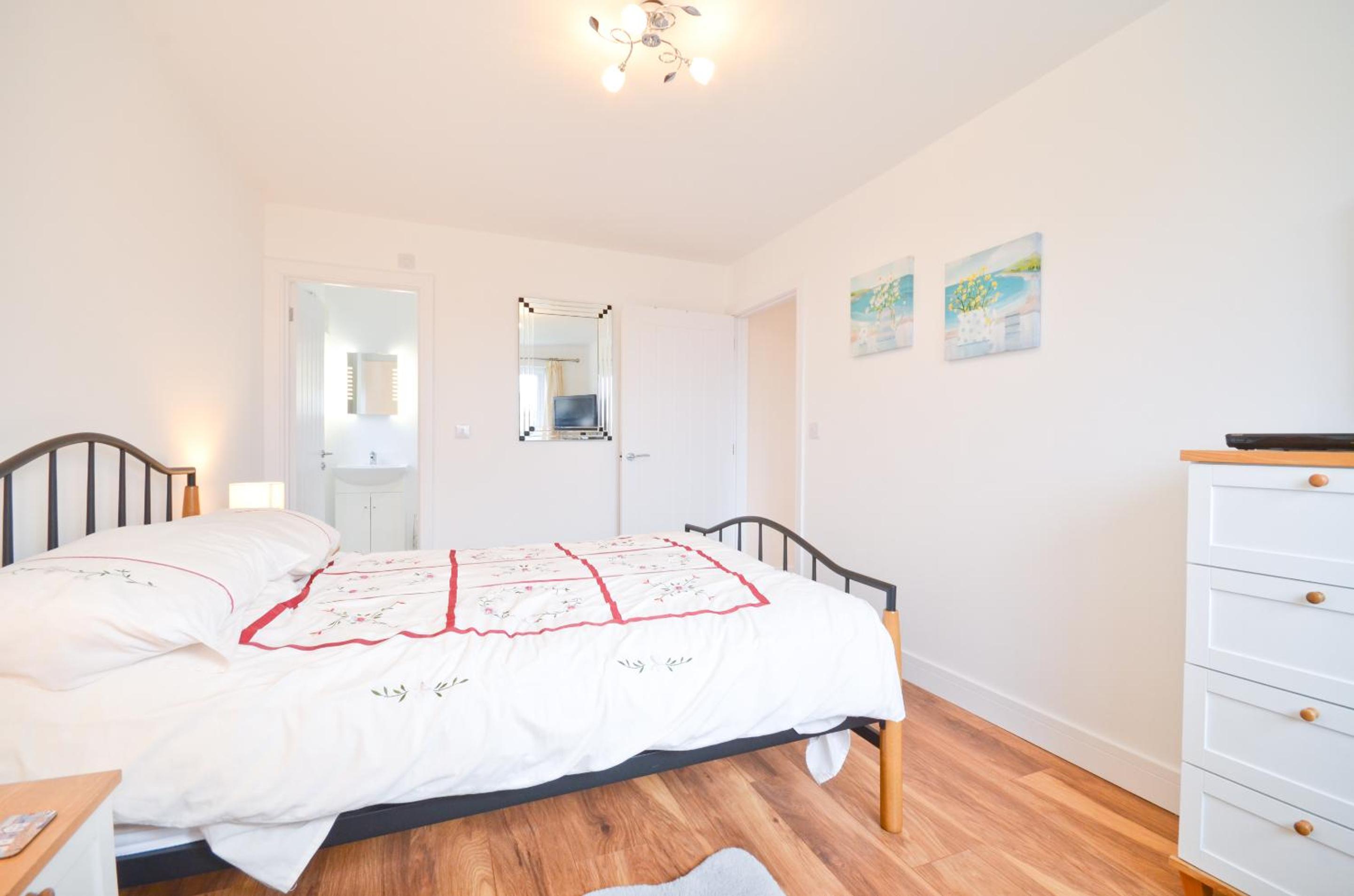 Sandown Vacations - Bay Reach - Property Image 17