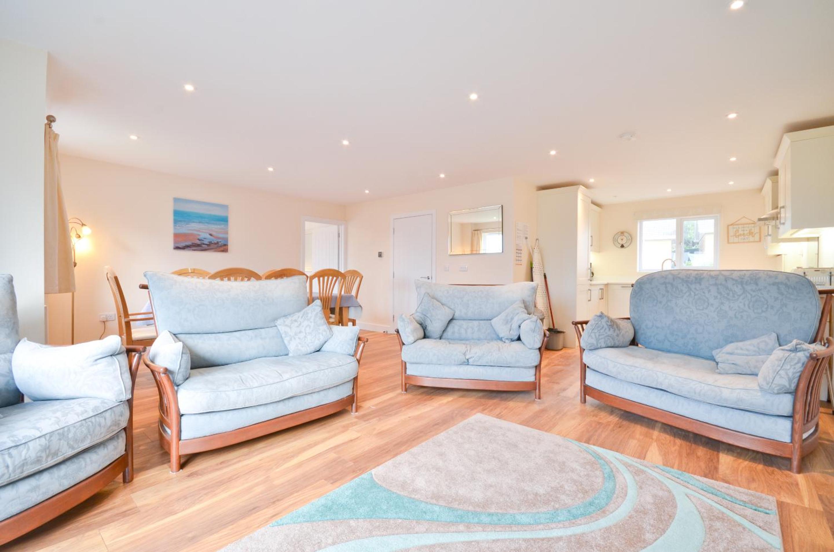 Sandown Vacations - Bay Reach - Property Image 11