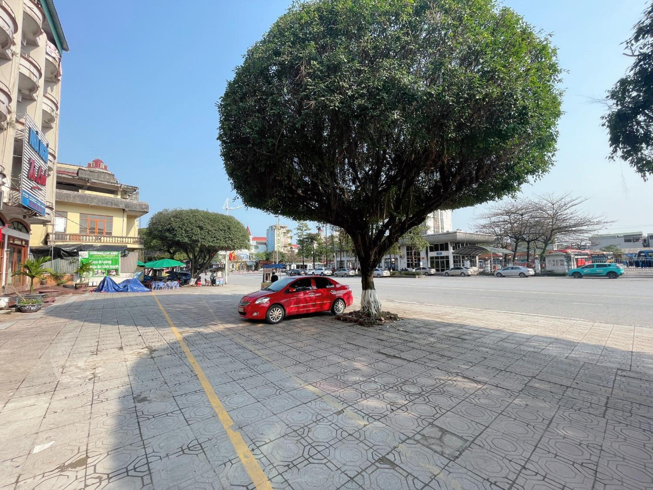 Phương Linh Hostel view 4