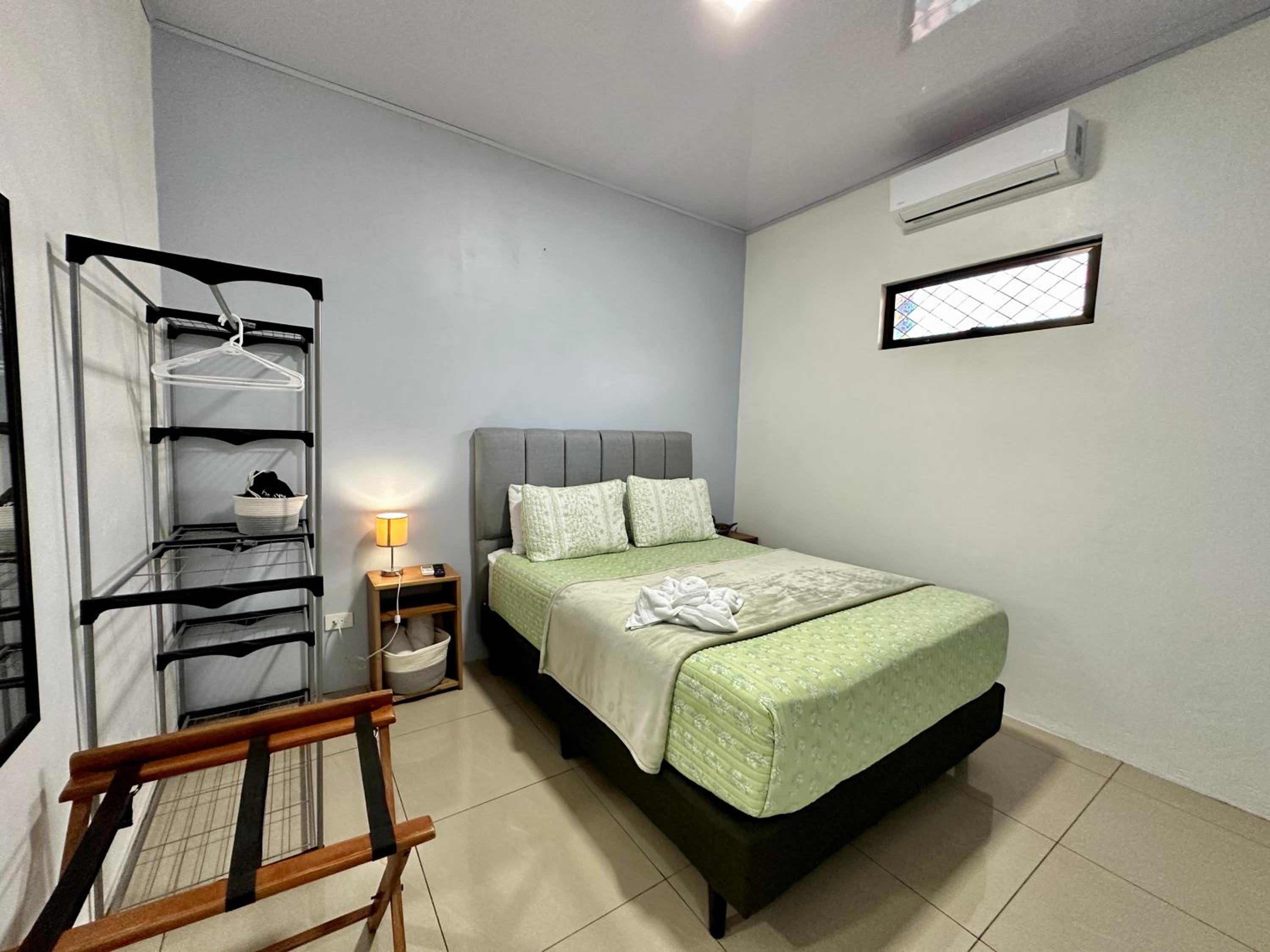 Oasis Arenal Villa Downtown Arenal Volcano View