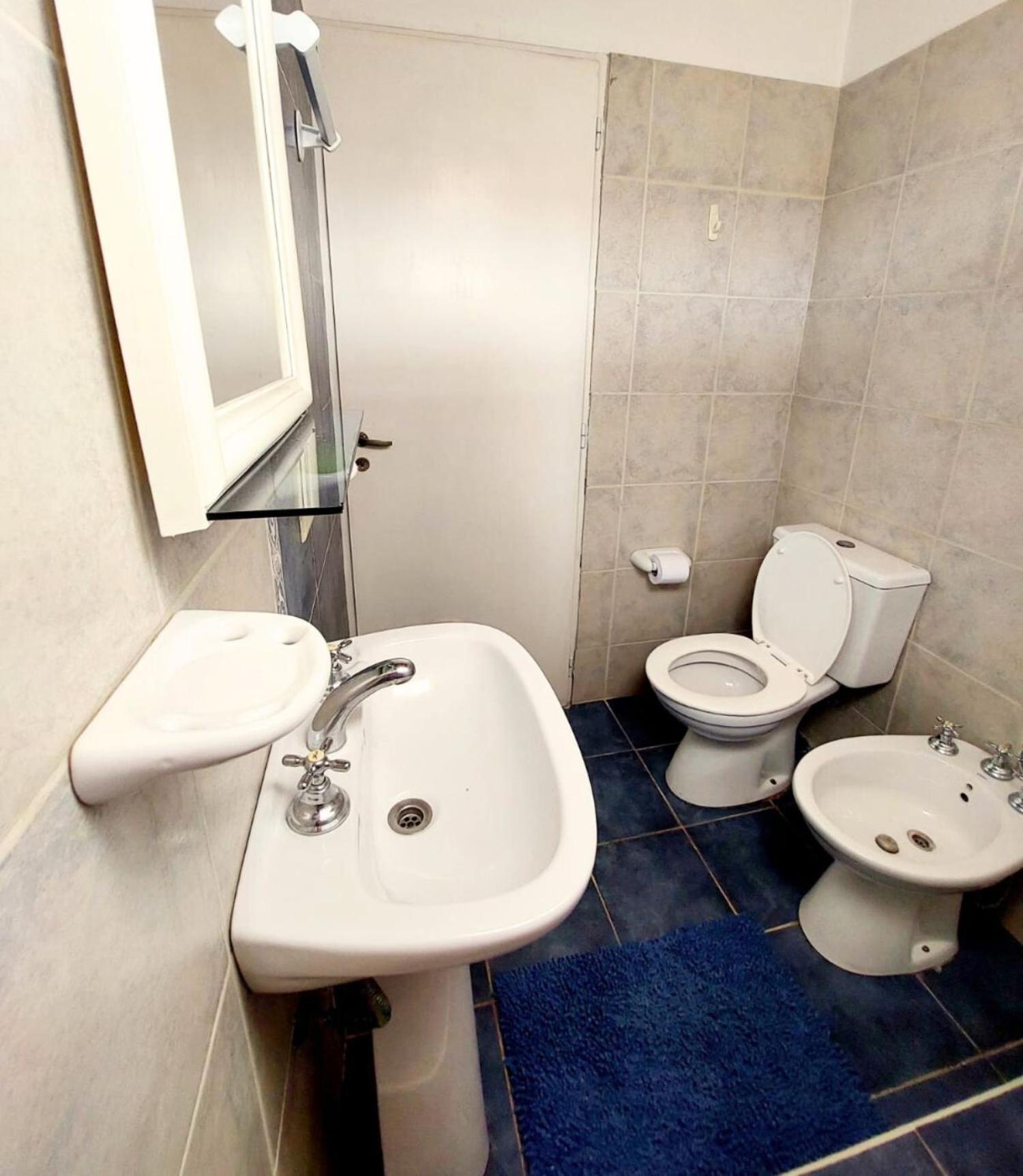 Departamento con cochera techada en Mendoza