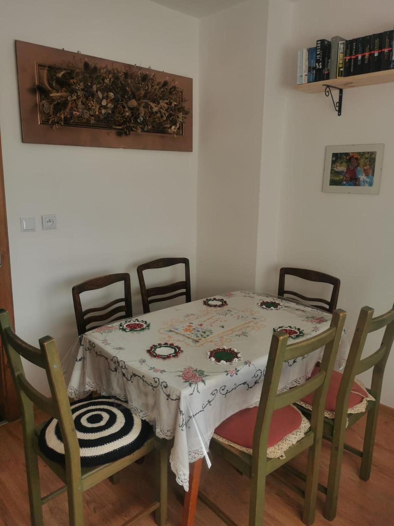 Photo 48