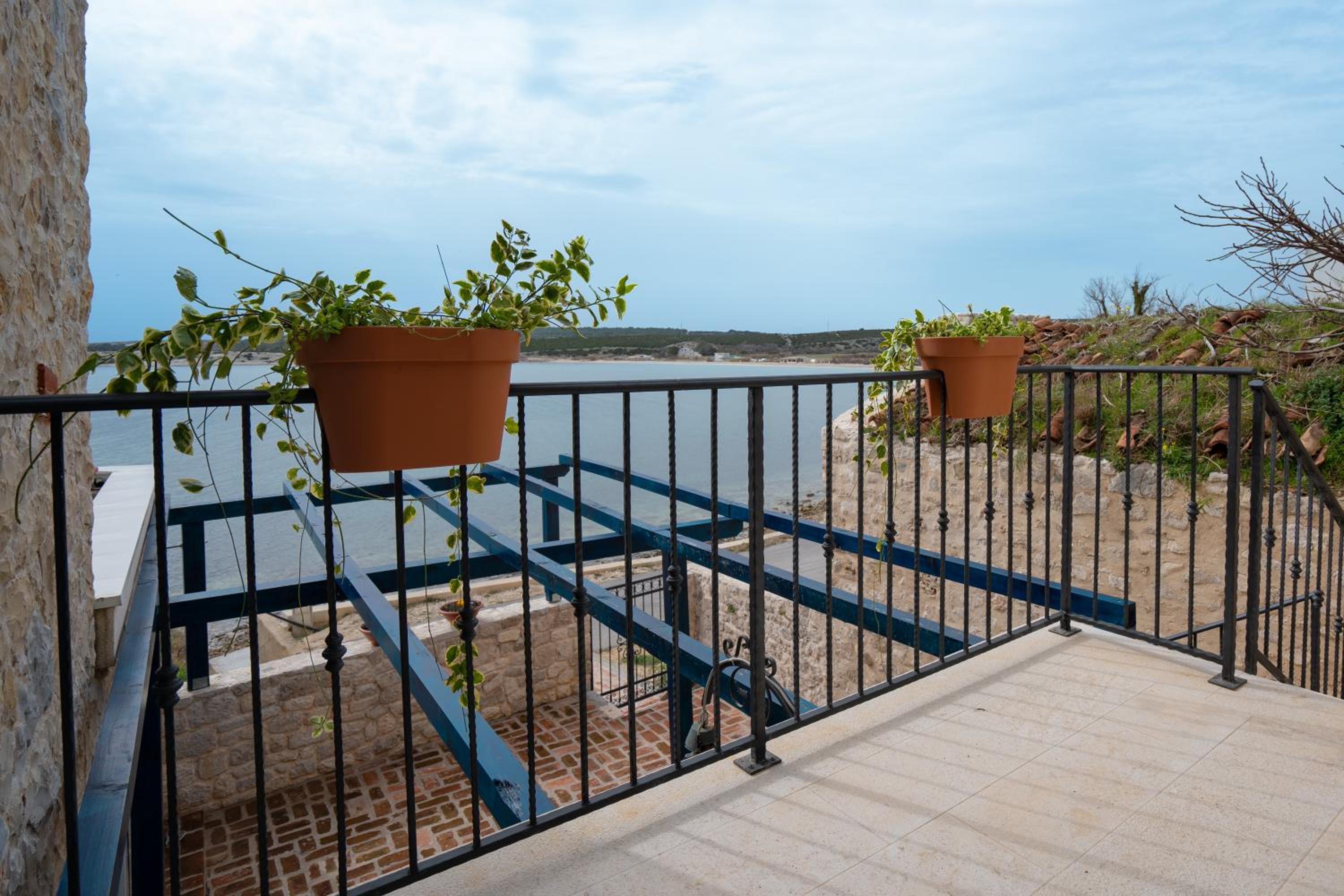 BEACH HOUSE CASKA view 5