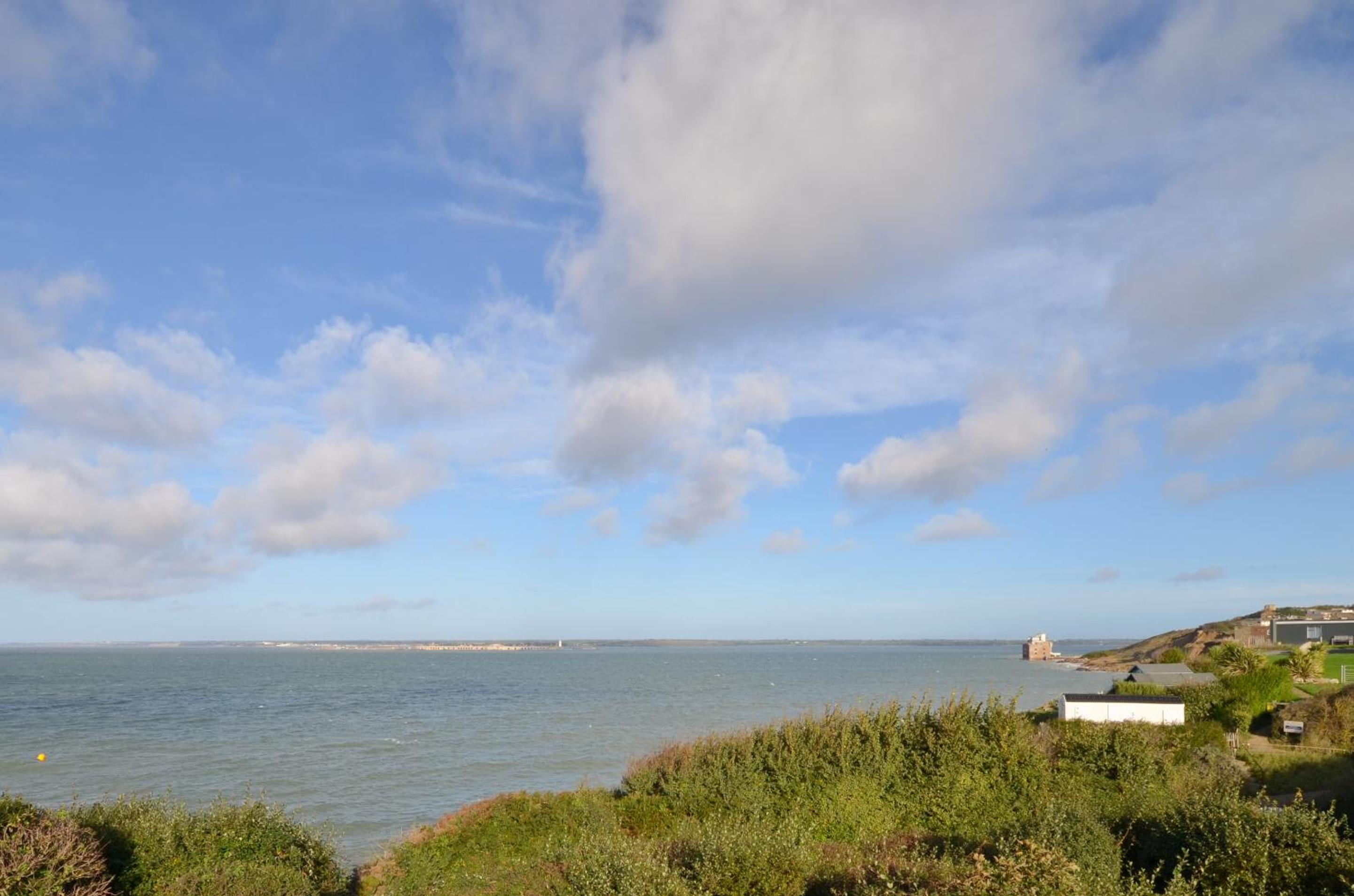 2 Brambles Farm Holiday Bungalow