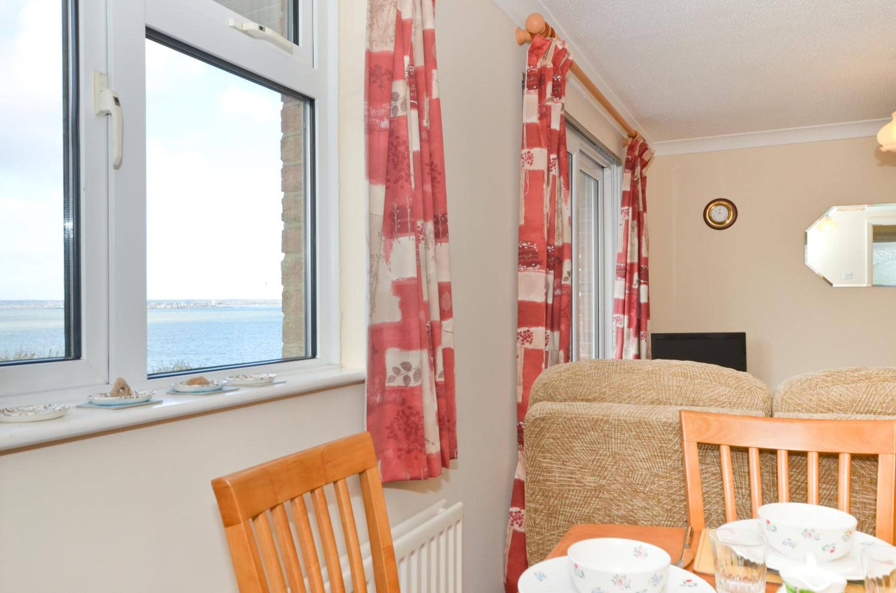2 Brambles Farm Holiday Bungalow
