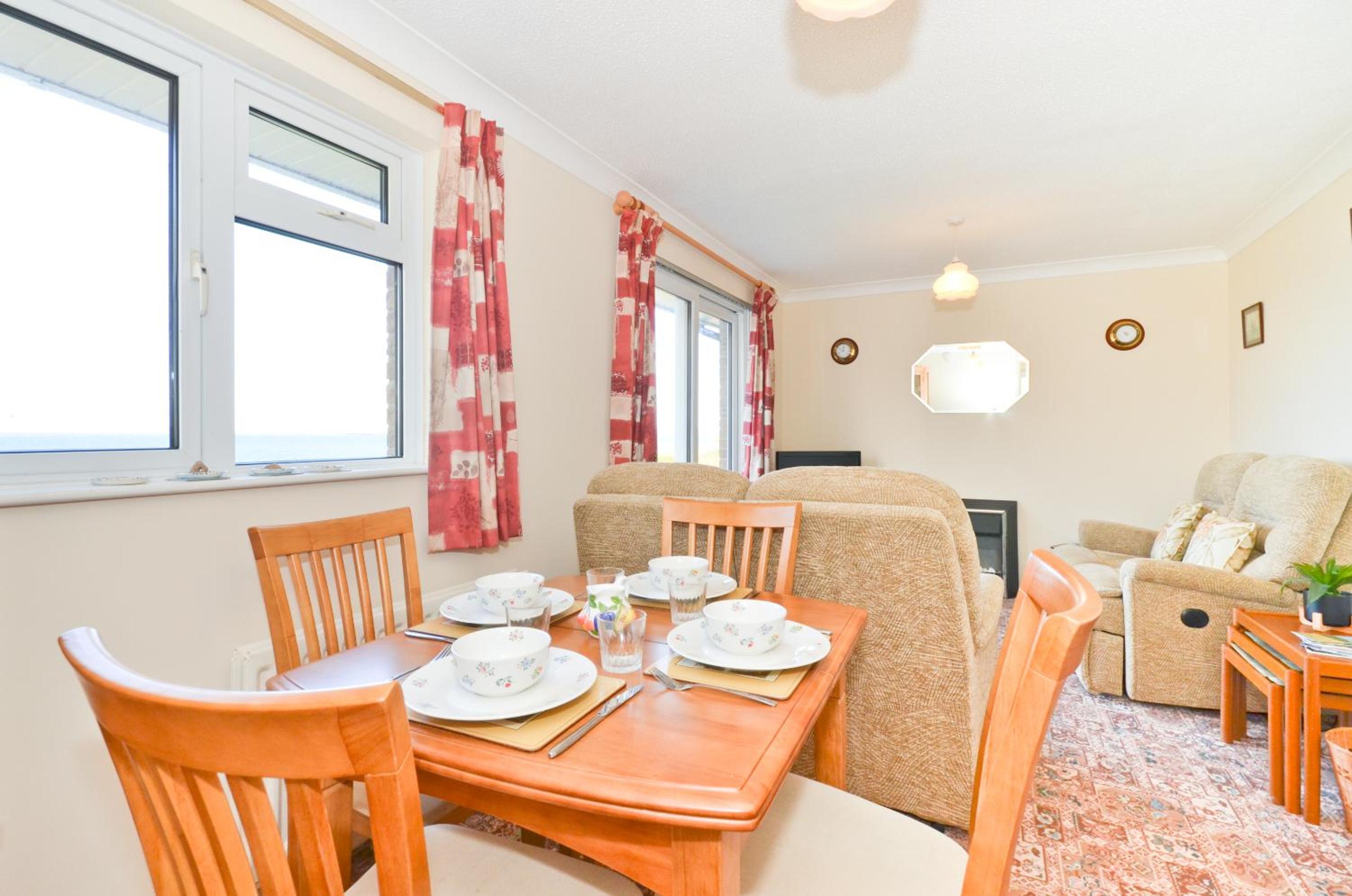 2 Brambles Farm Holiday Bungalow