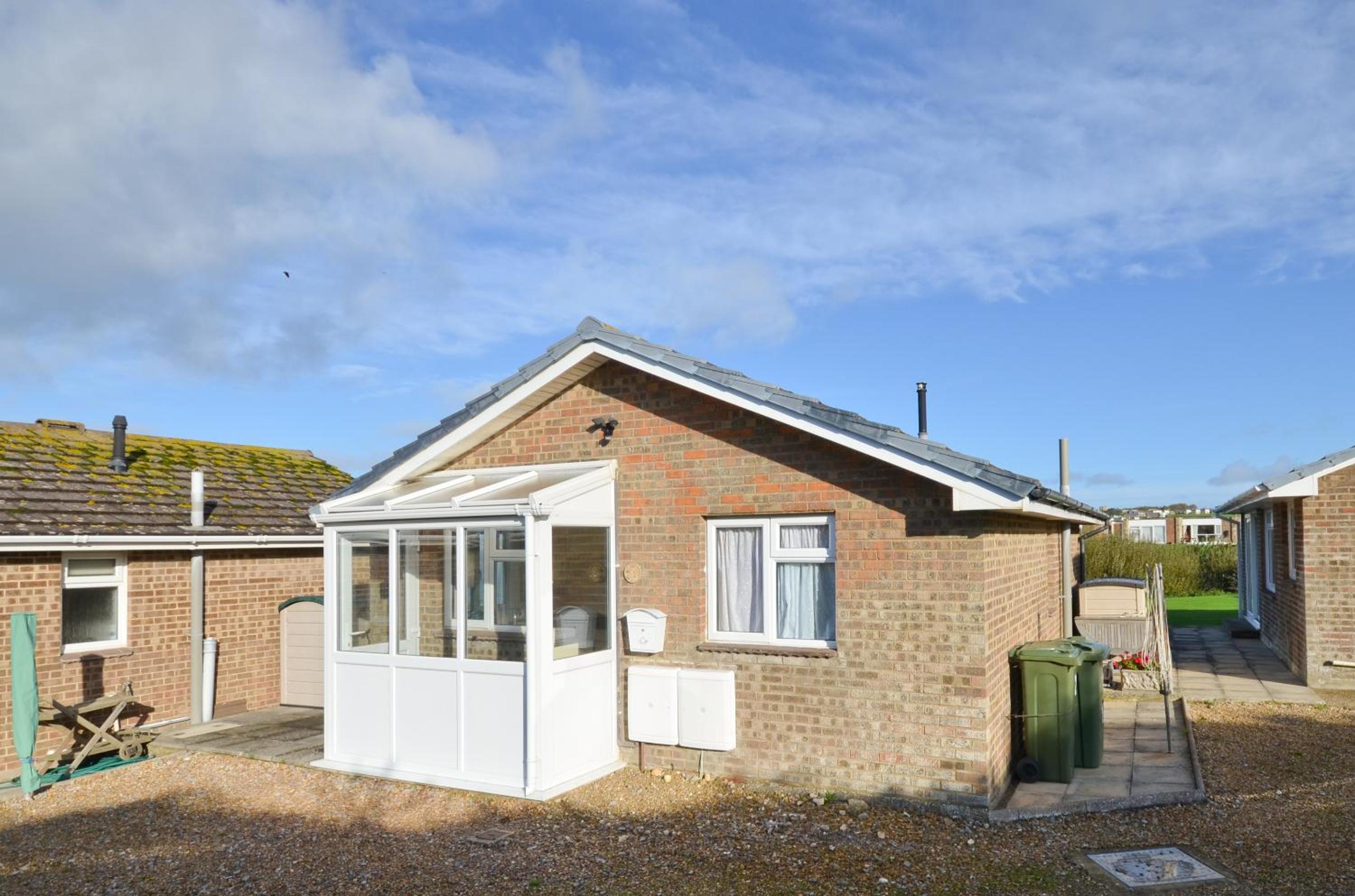 2 Brambles Farm Holiday Bungalow
