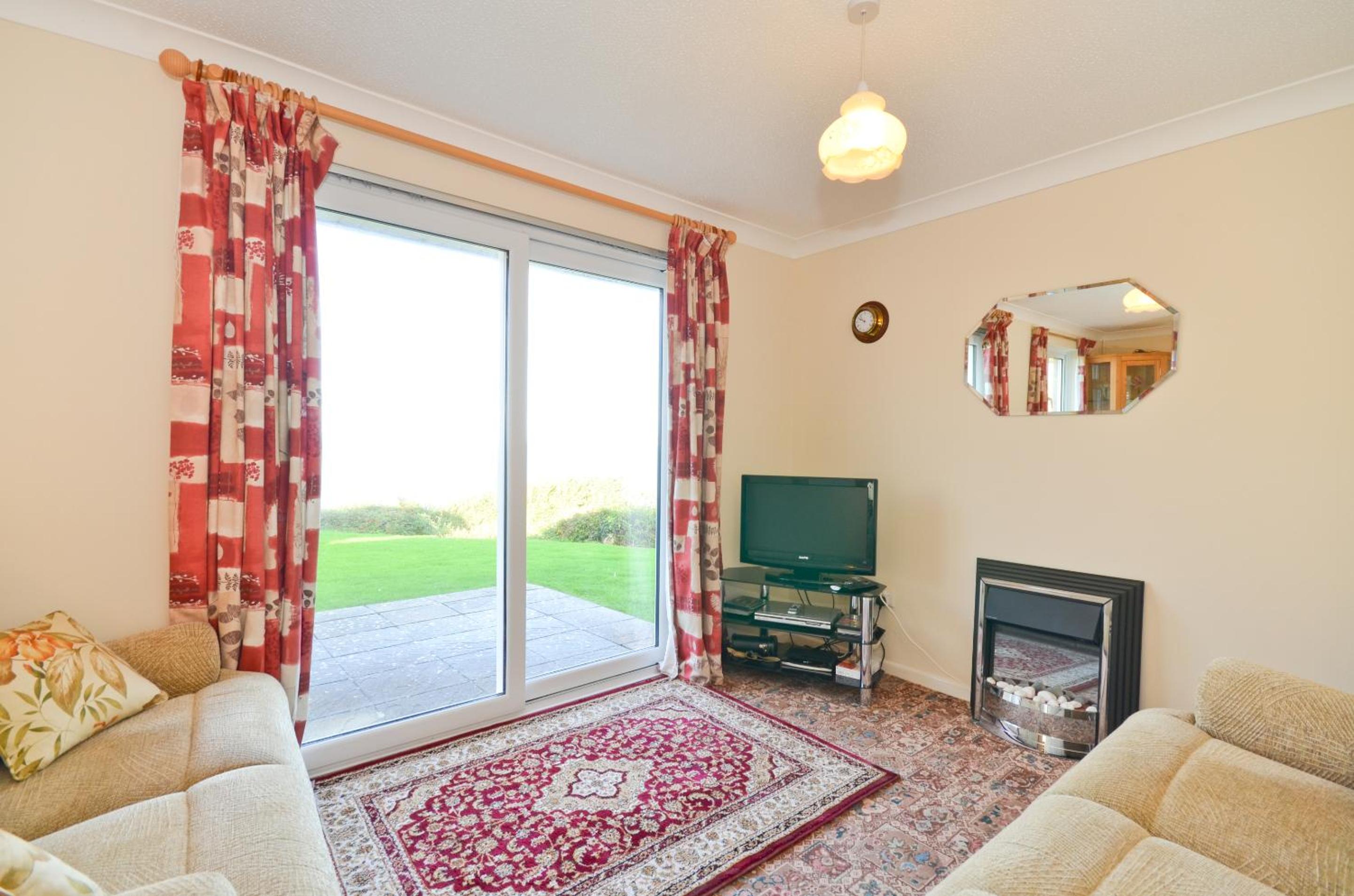 2 Brambles Farm Holiday Bungalow