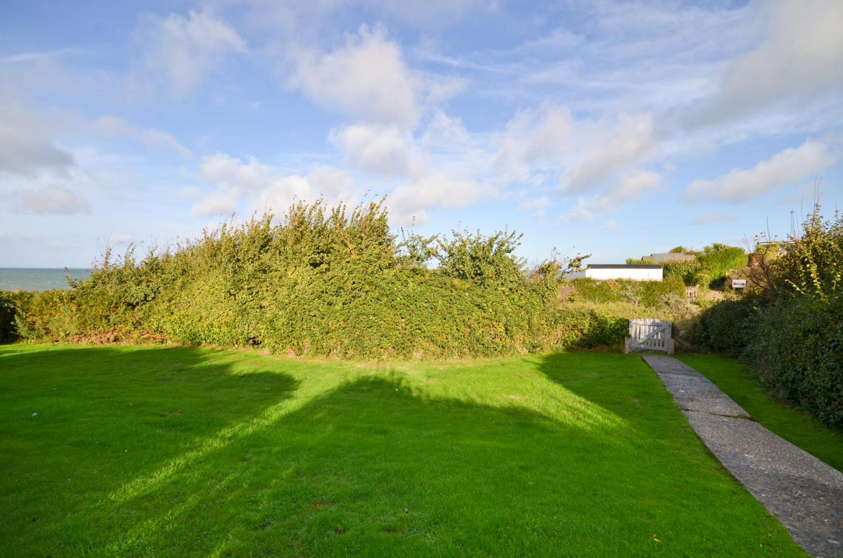 2 Brambles Farm Holiday Bungalow