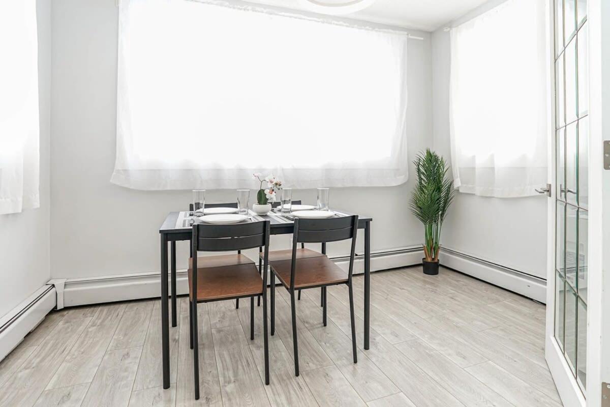 New Cozy 2 Bedrooms Condo w Parking