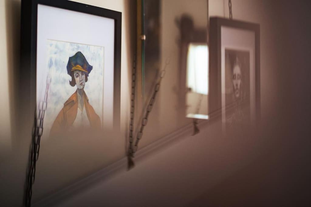 Glenroy Arts gallery meets living space view 5