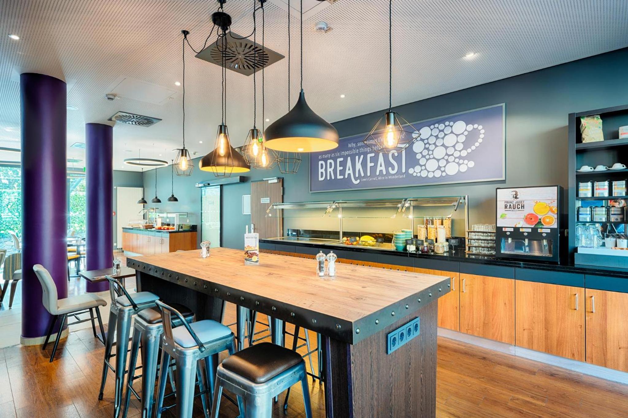 Premier Inn Frankfurt City Europaviertel - Property Image 9