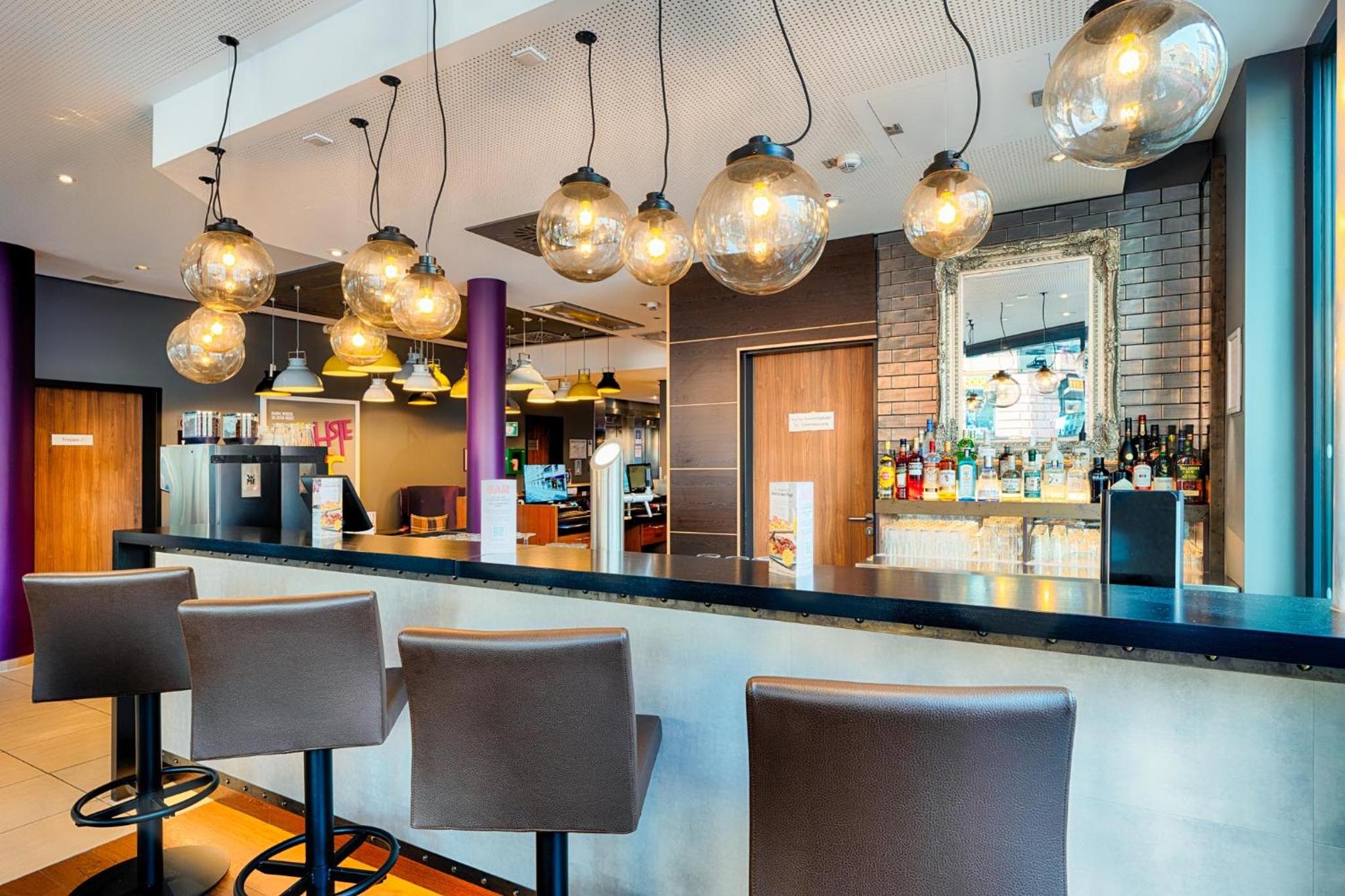 Premier Inn Frankfurt City Europaviertel - Property Image 5