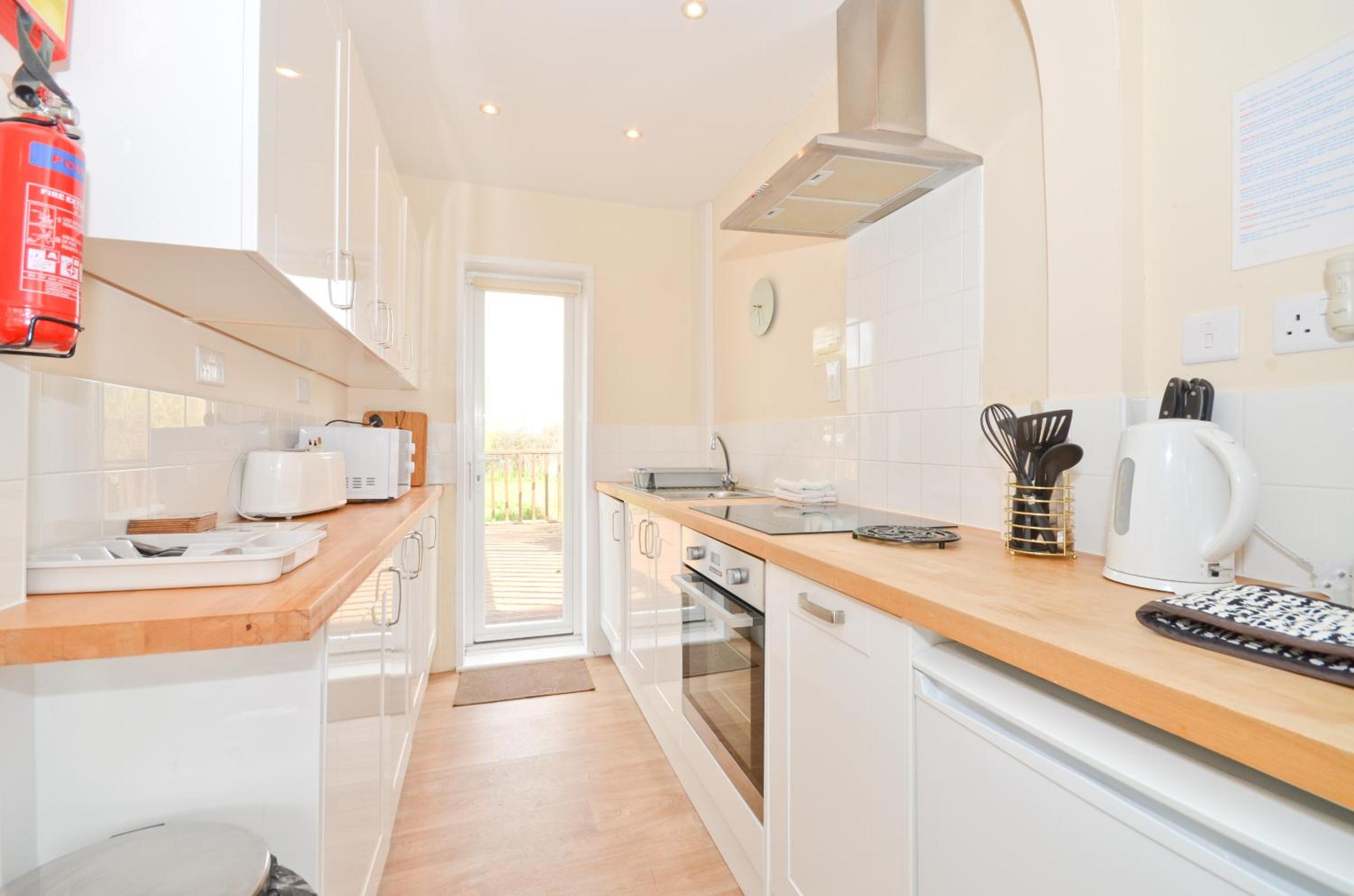 23 Tollgate Cottages view 2