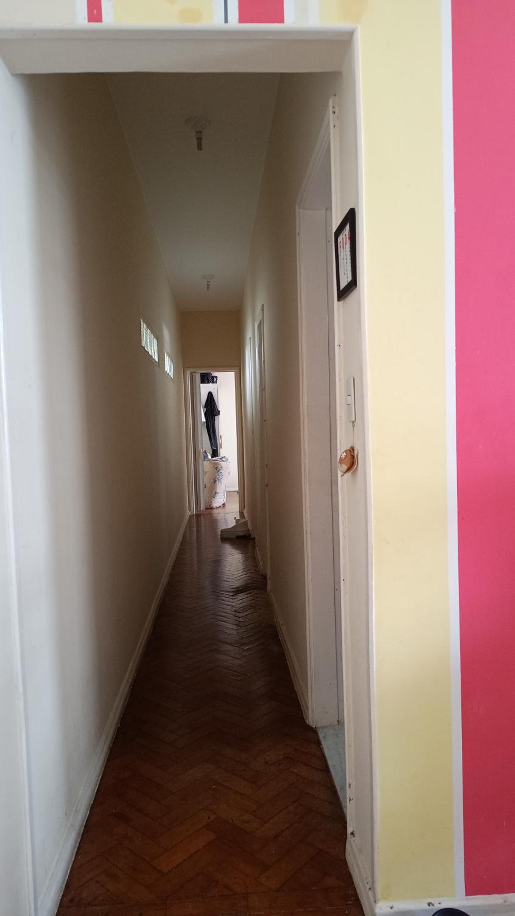 Quarto em Apartamento Compartilhado