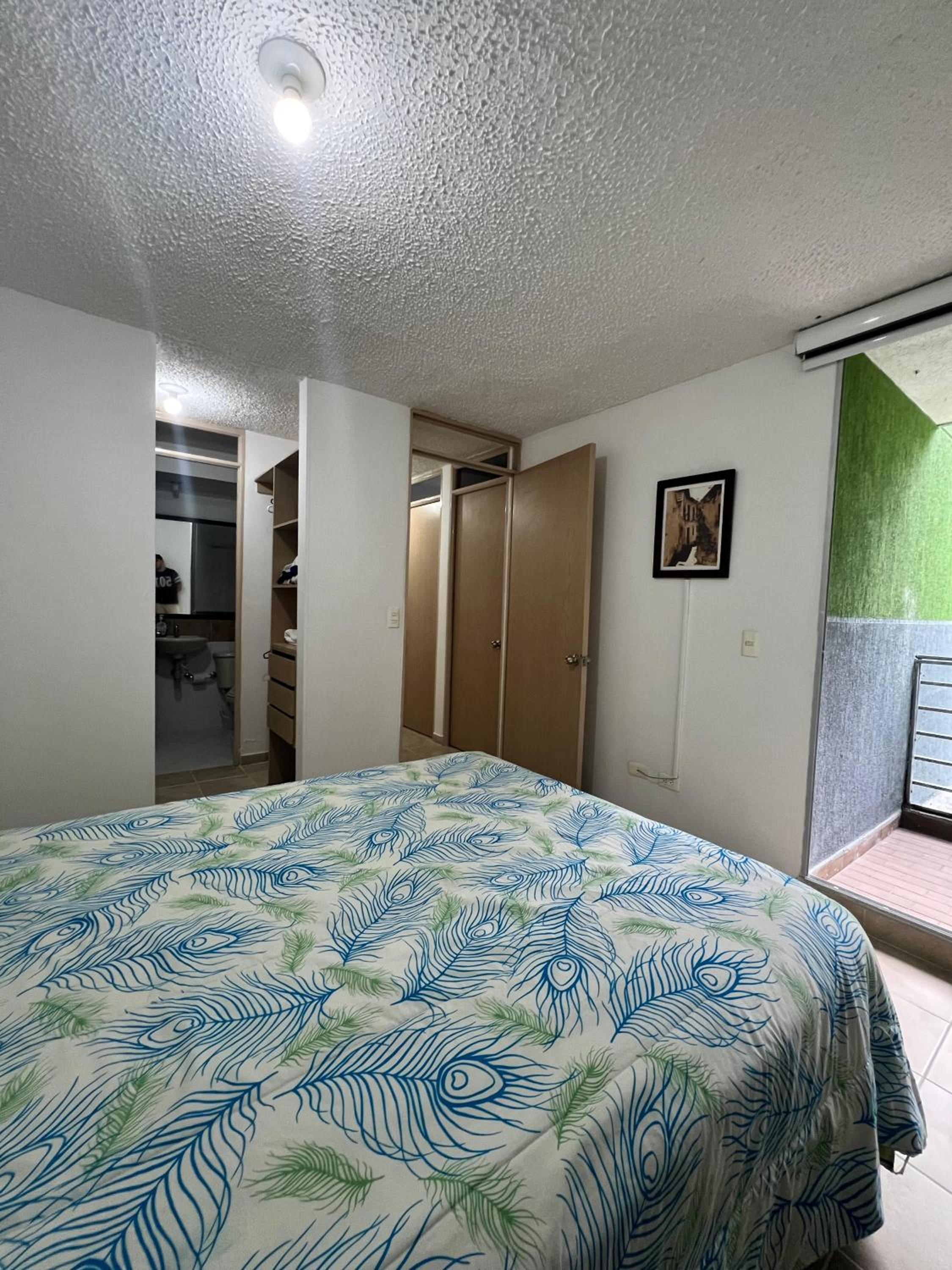 Ibague, Apartamento amoblado, cómodo y bien ubicado cerca al centro comercial la estación