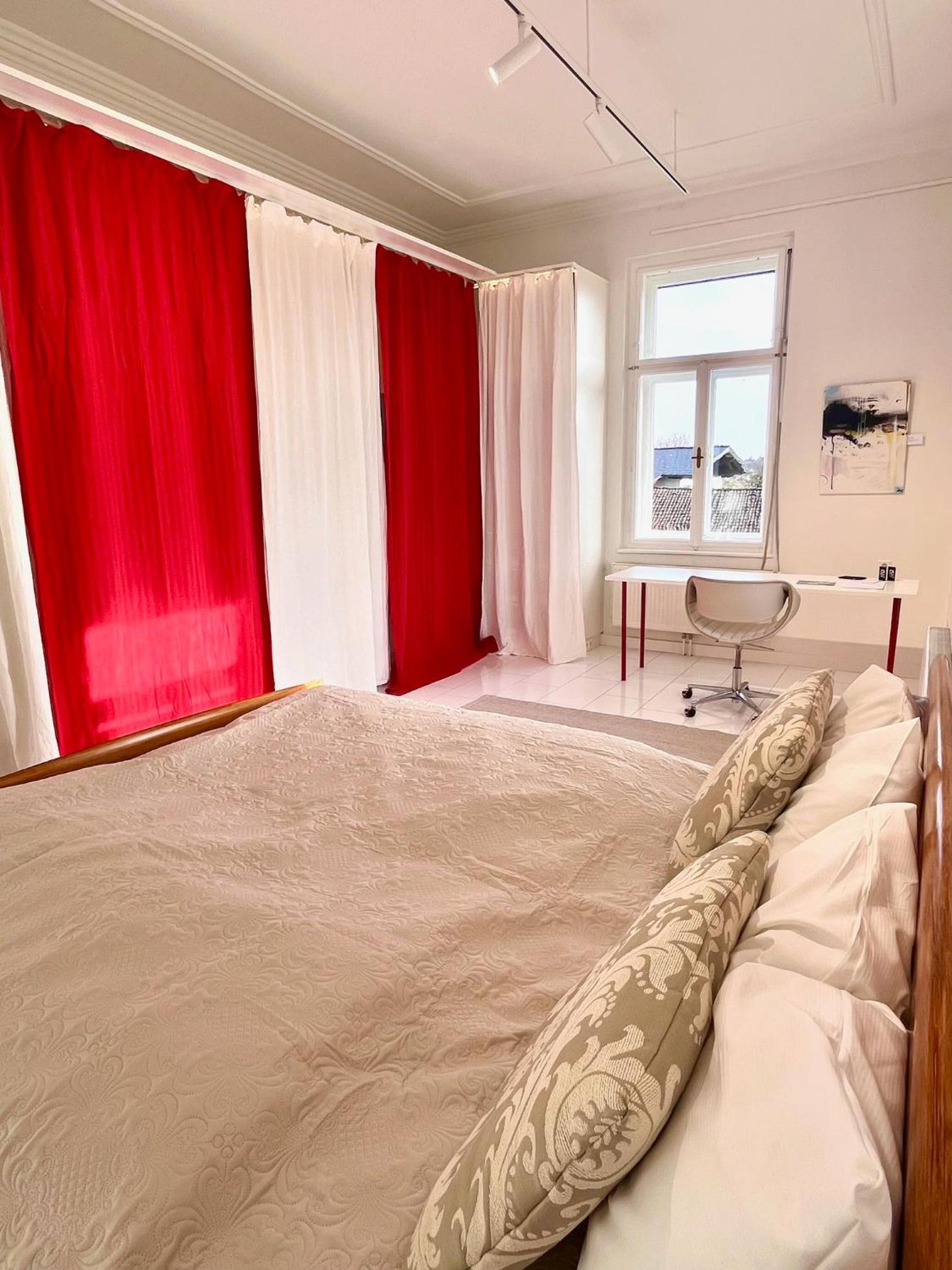 KUNST-VILLA Apartments Suite mit Sauna, GrazSüd, Apartment mit Gartenblick ohne Sauna