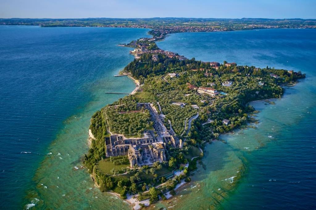 La Perla del Lago di Garda - Desenzano Couple's Loft view 5