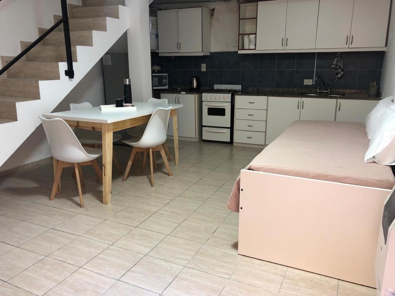 Departamento con cochera techada en Mendoza