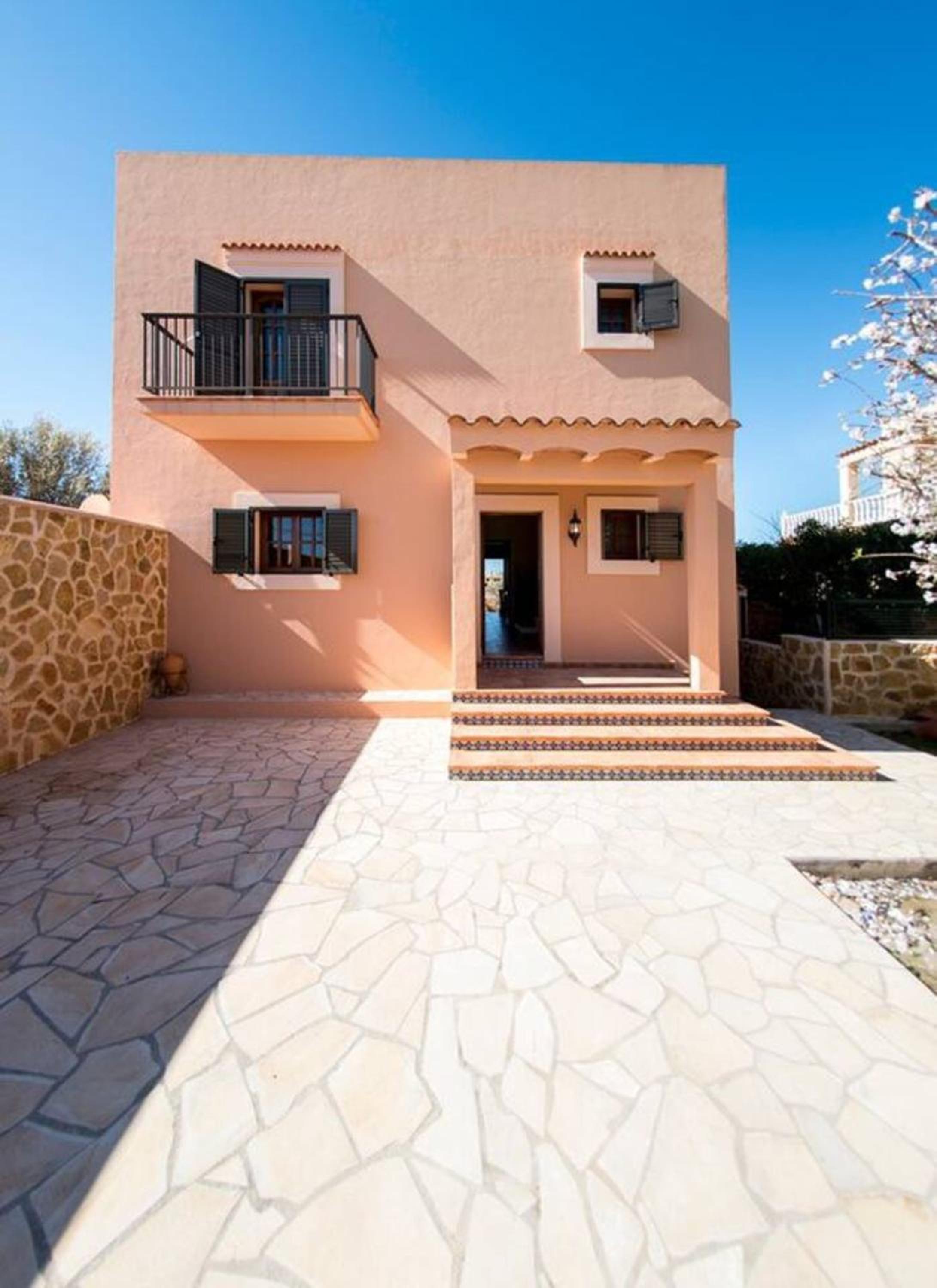 Sophisticated Villa in Sant Josep de sa Talaia with Private Pool