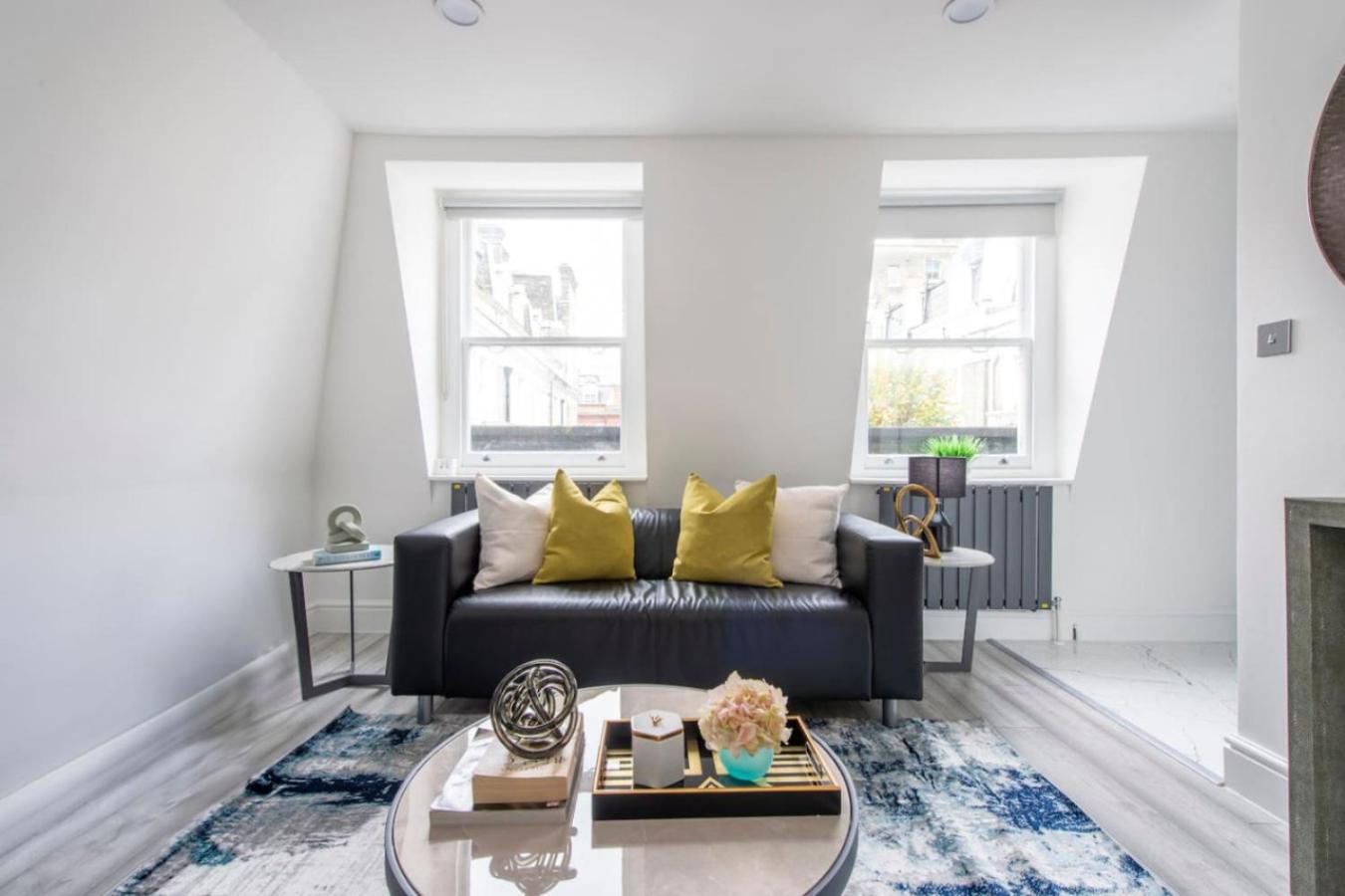Beautiful Notting Hill Apt view 4