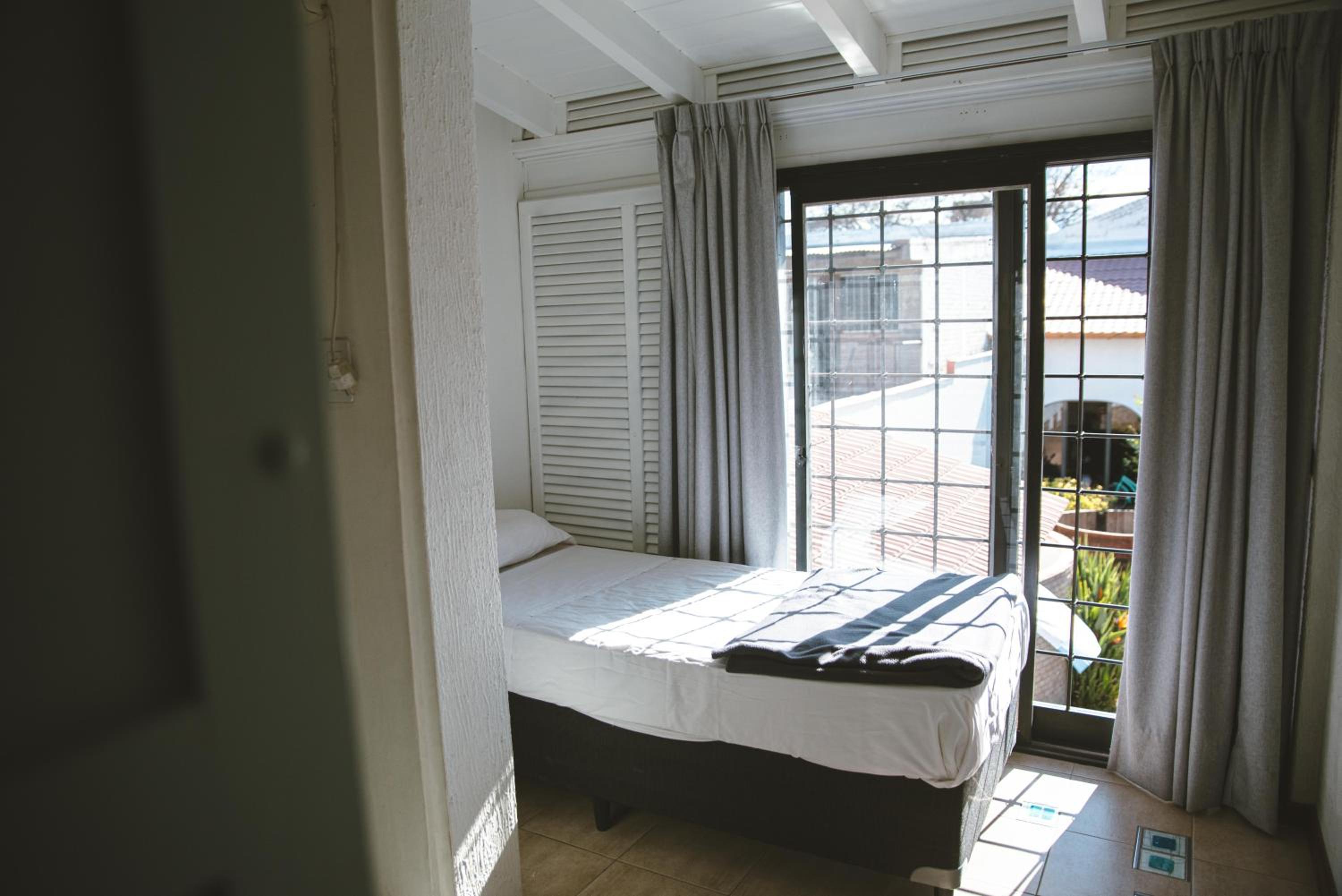 Fuxia House Hostel