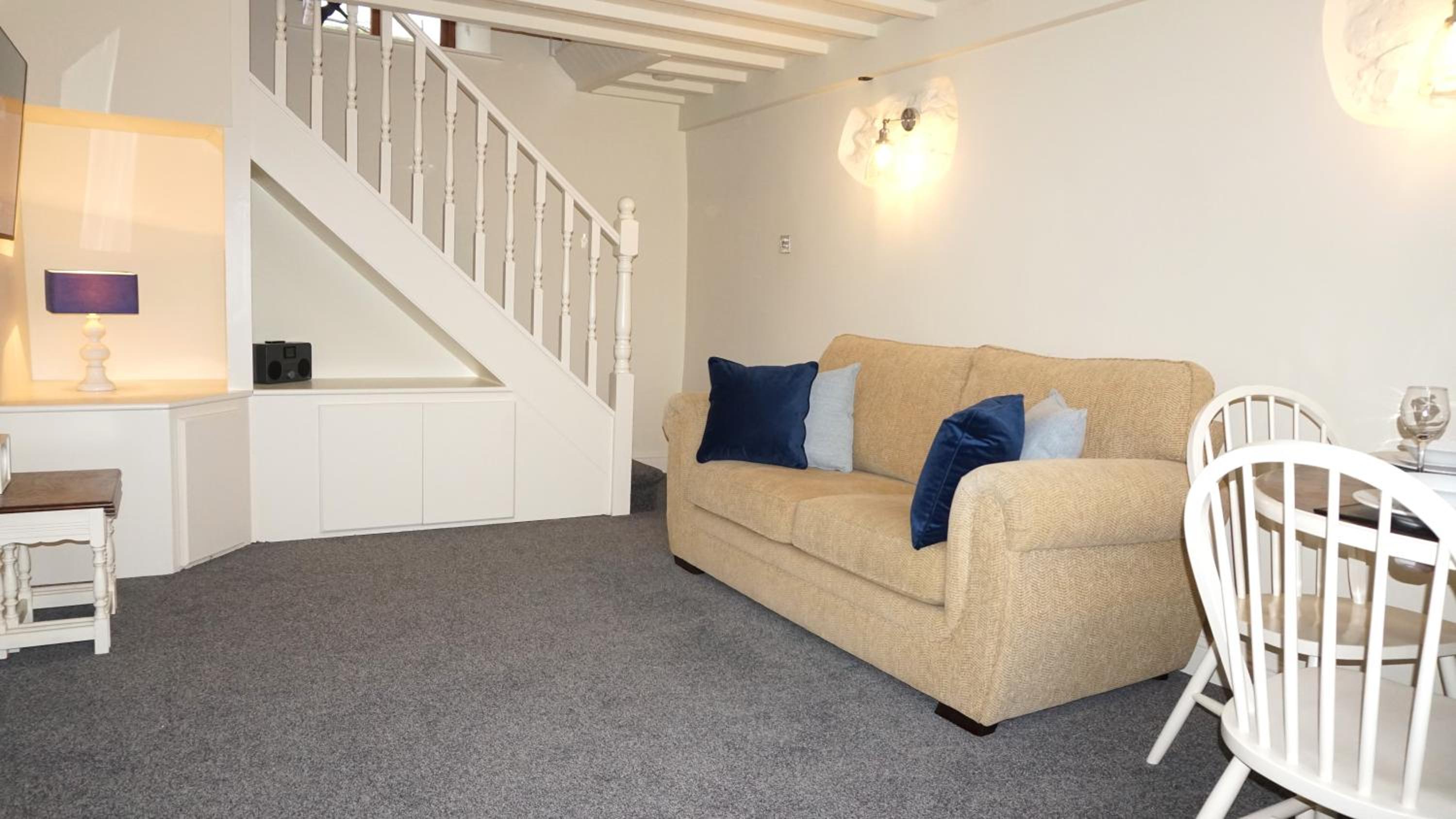 Wheat Cottage - 5* Cyfie Farm with private covered hot tub